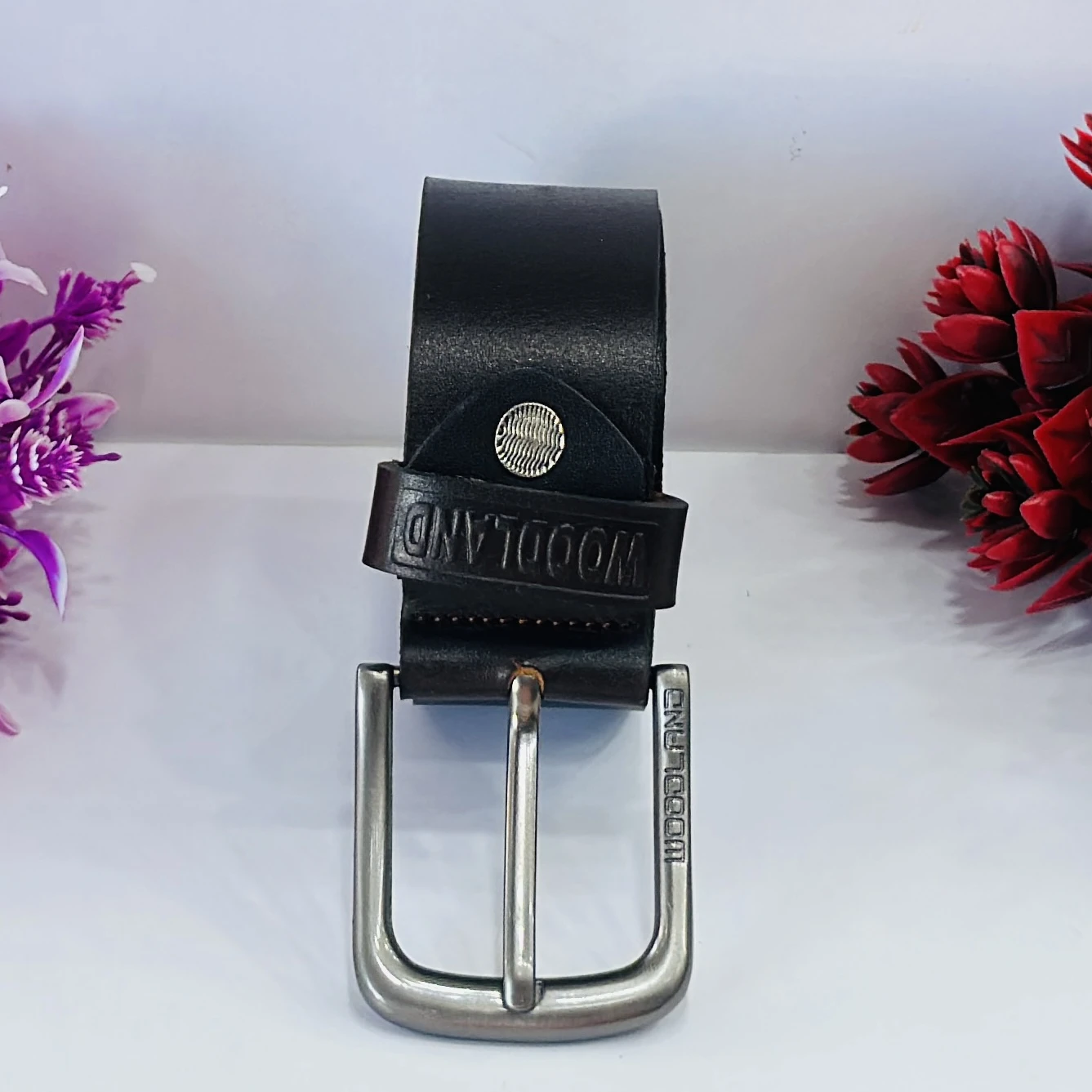 Black Woodland leather belt for men