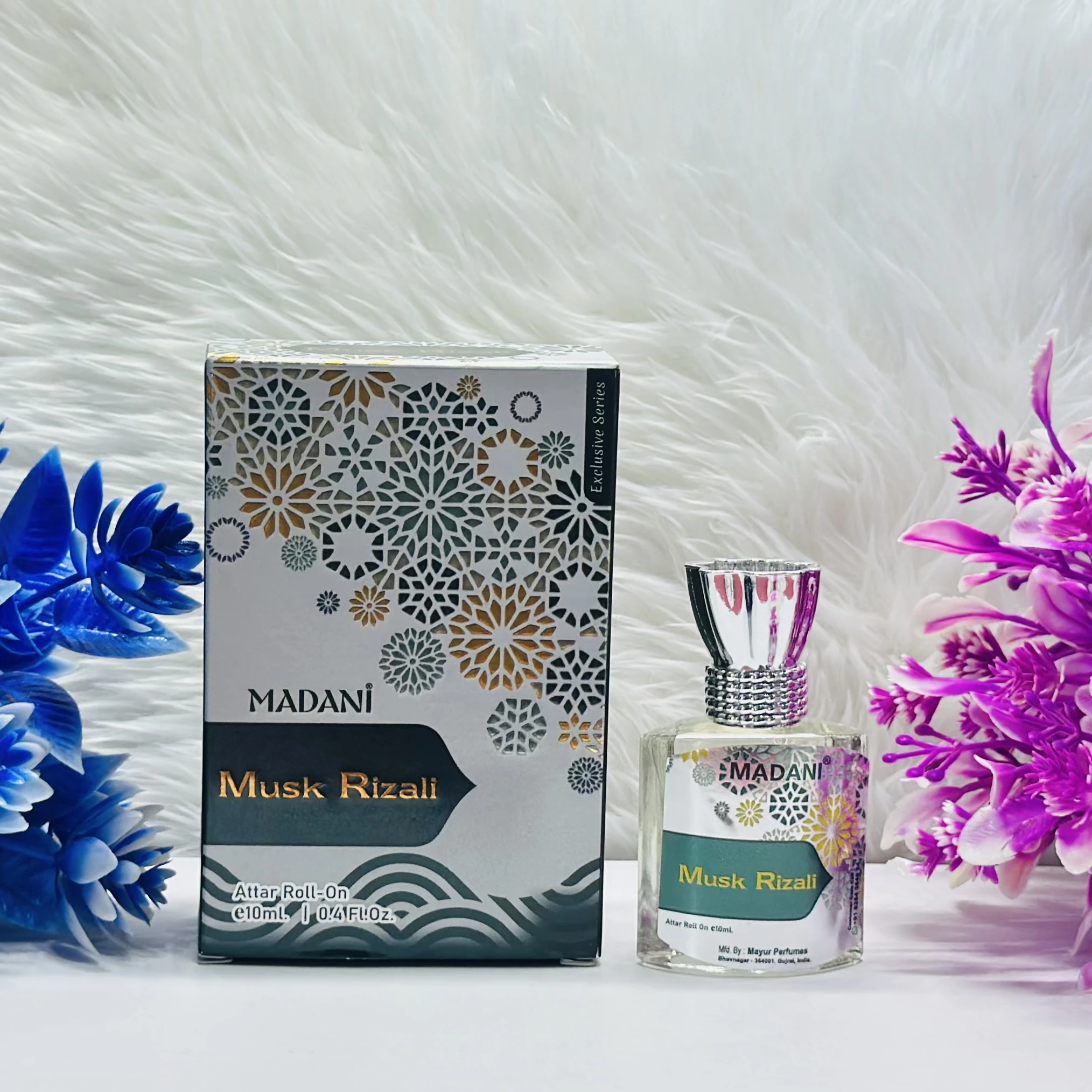 Madani Musk Rizali Attar Roll-On, an alcohol-free perfume oil for men and women.