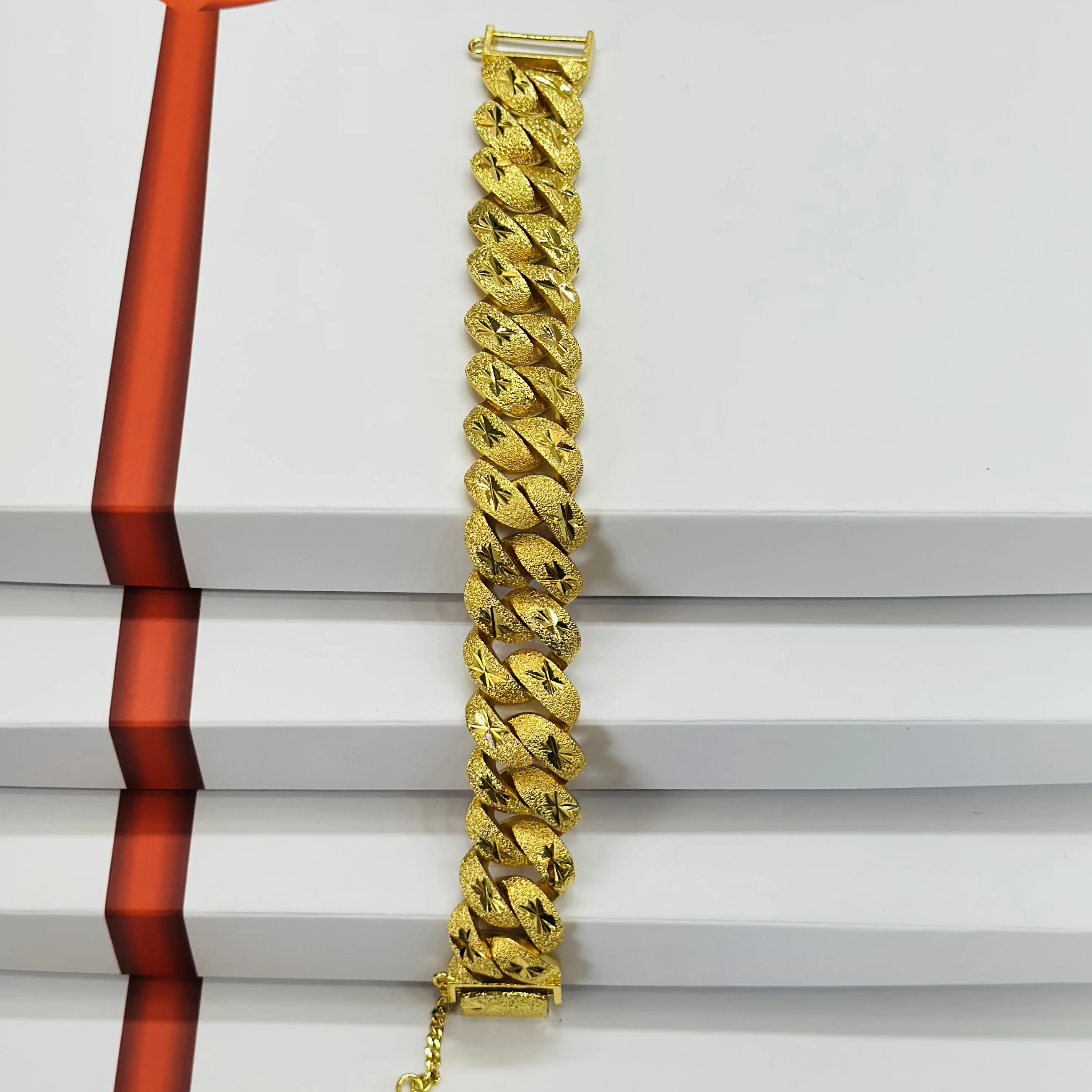 Gold plated Breslet for men’s