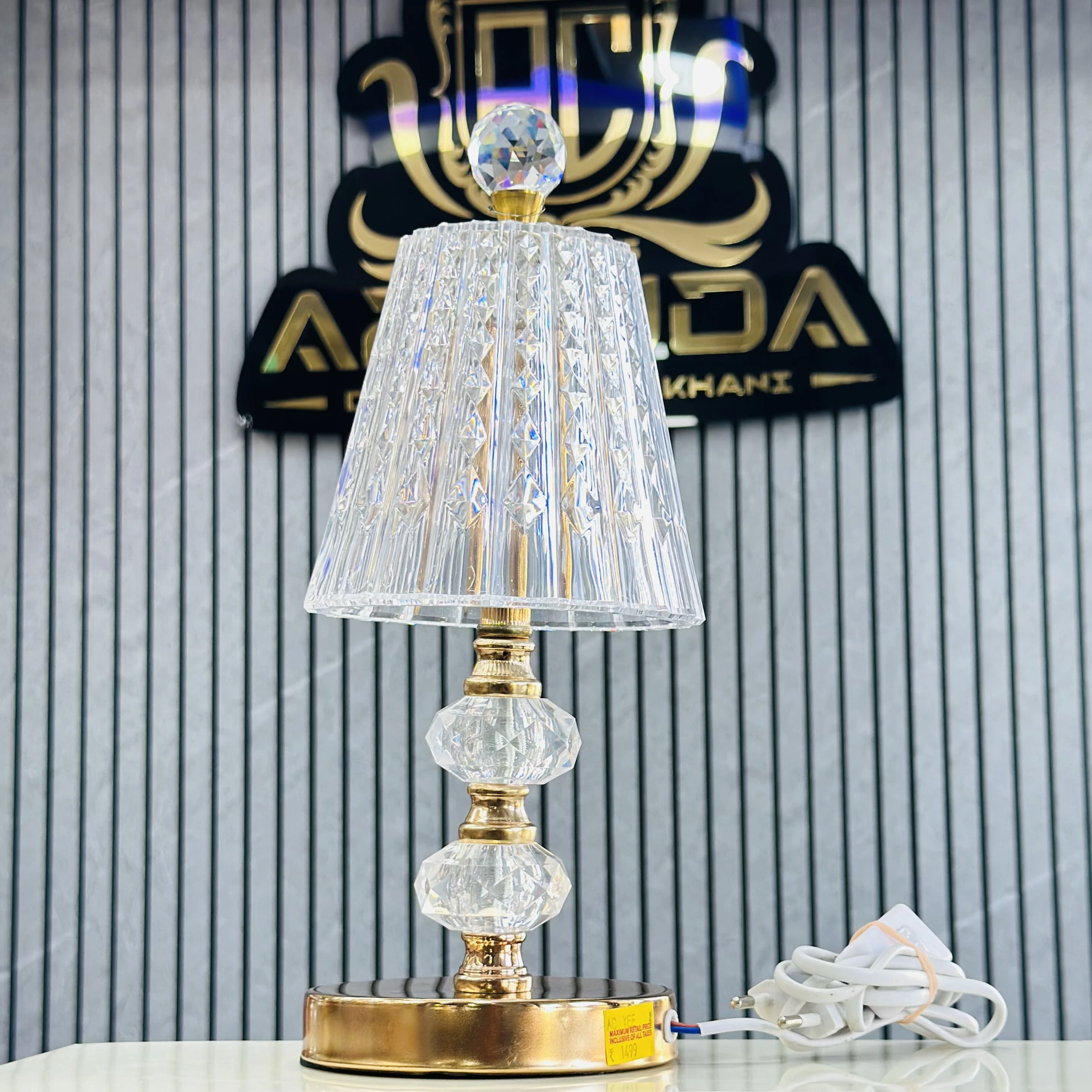 Crystal table lamp (SKU-3K534Y)