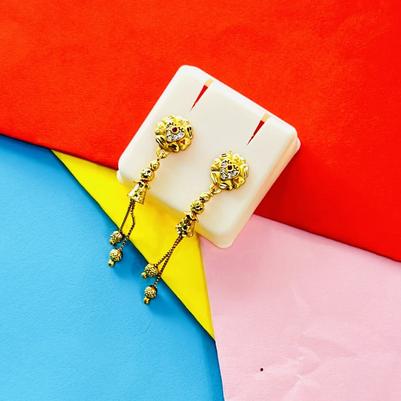 pair of gold-plated drop earrings