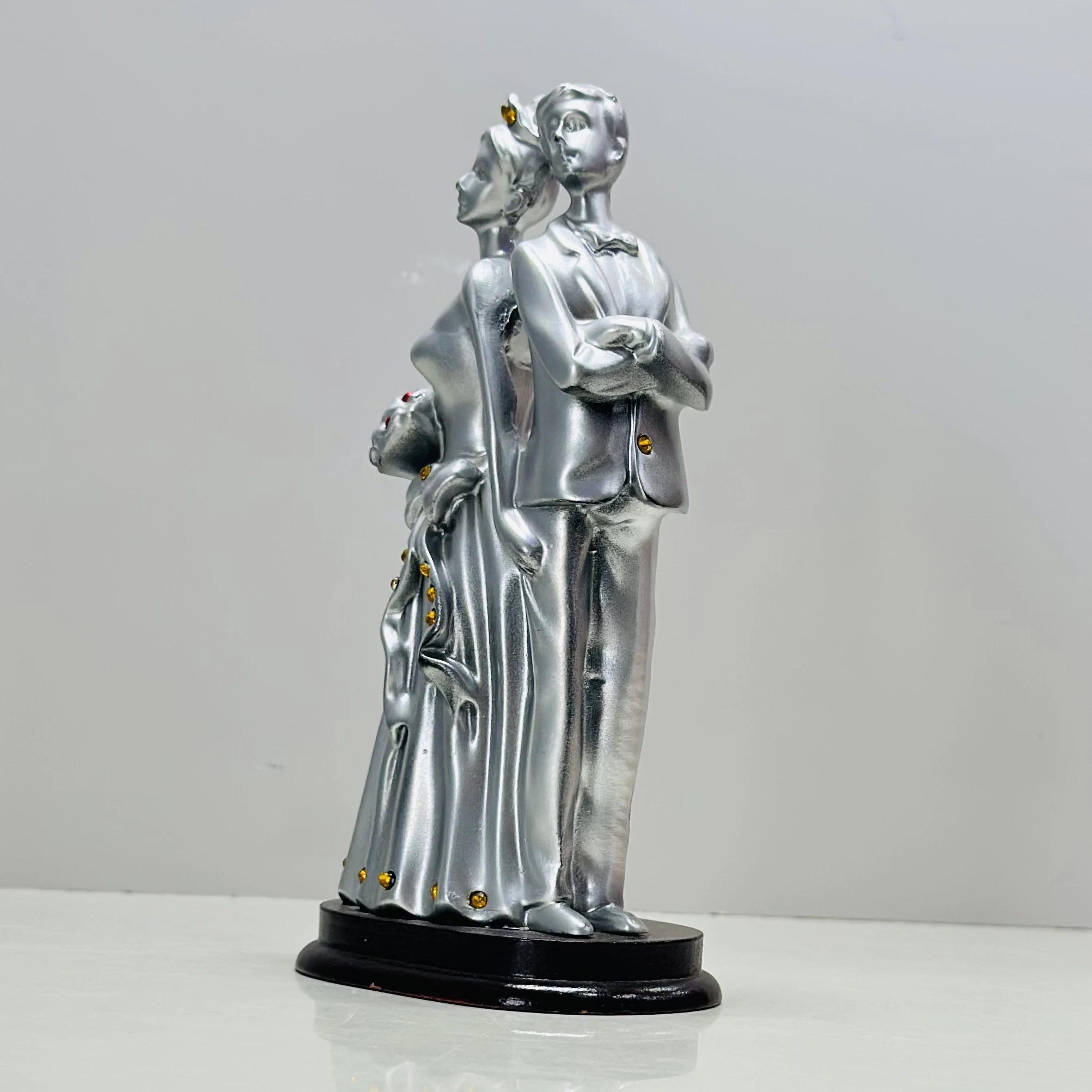 Romantic Lovable Couple StatueGift Showpiece(SKU-V34VOU)