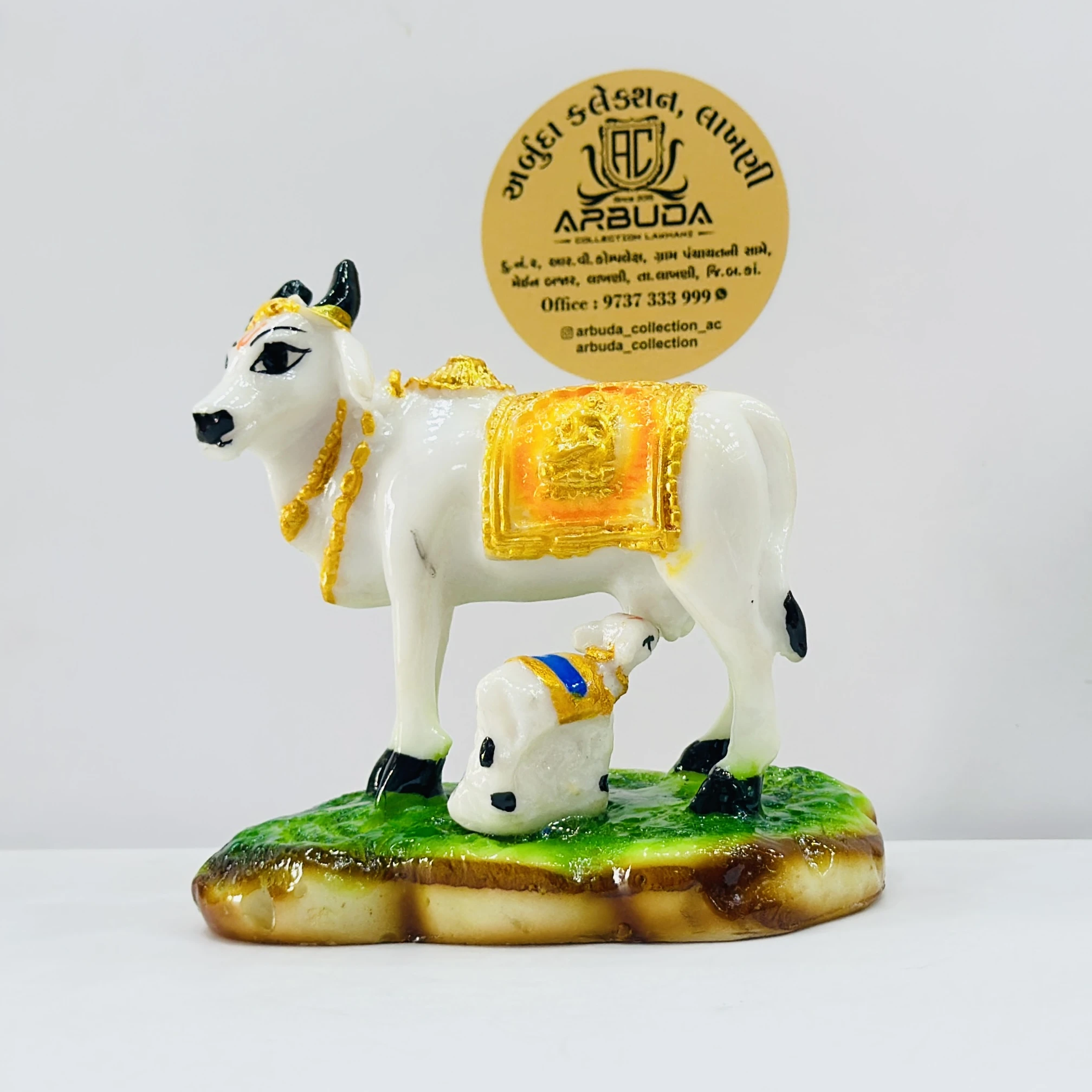 Kamdhenu Cow and Calf statue