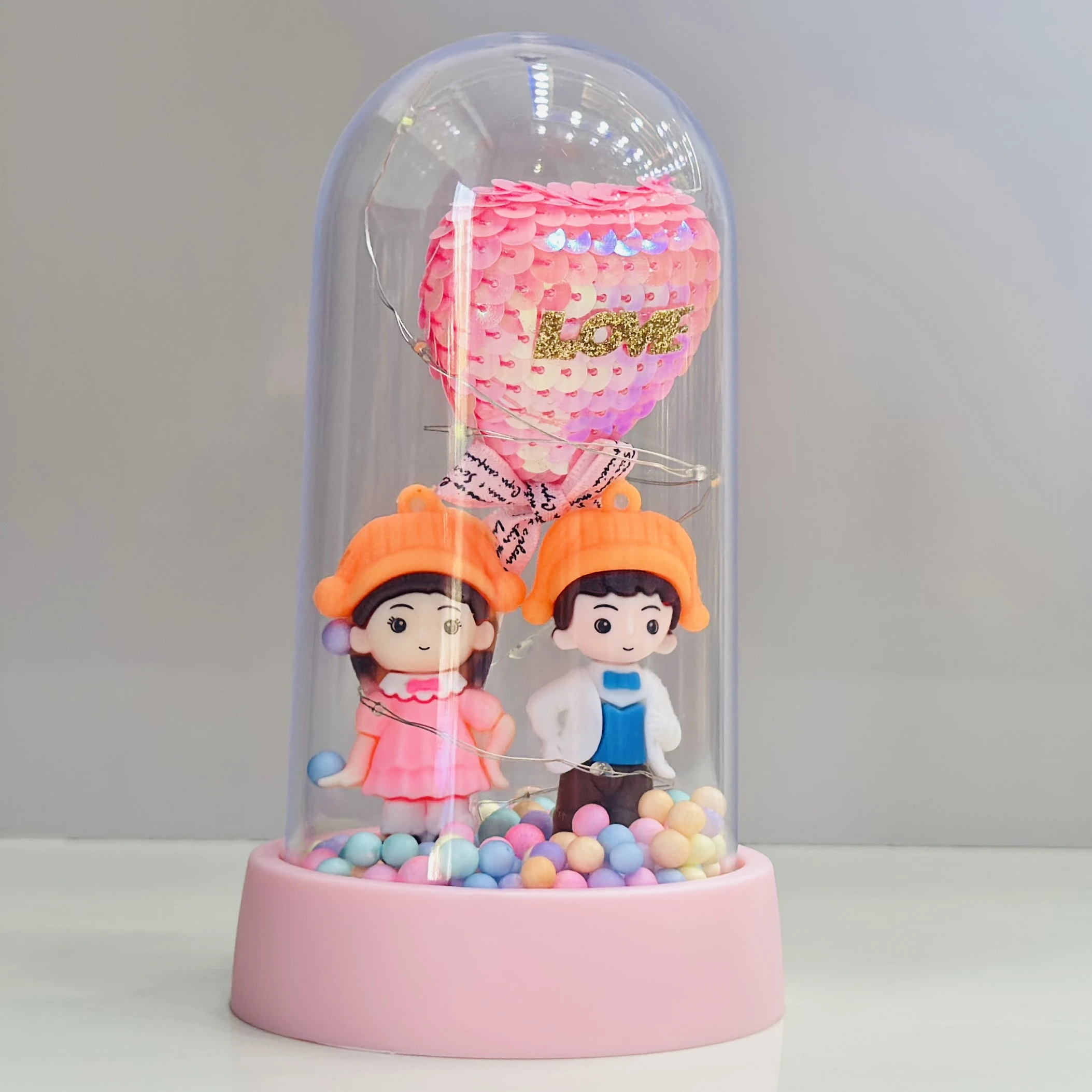 "Love Couple LED Light in Glass Dome(SKU-QQRQW7)