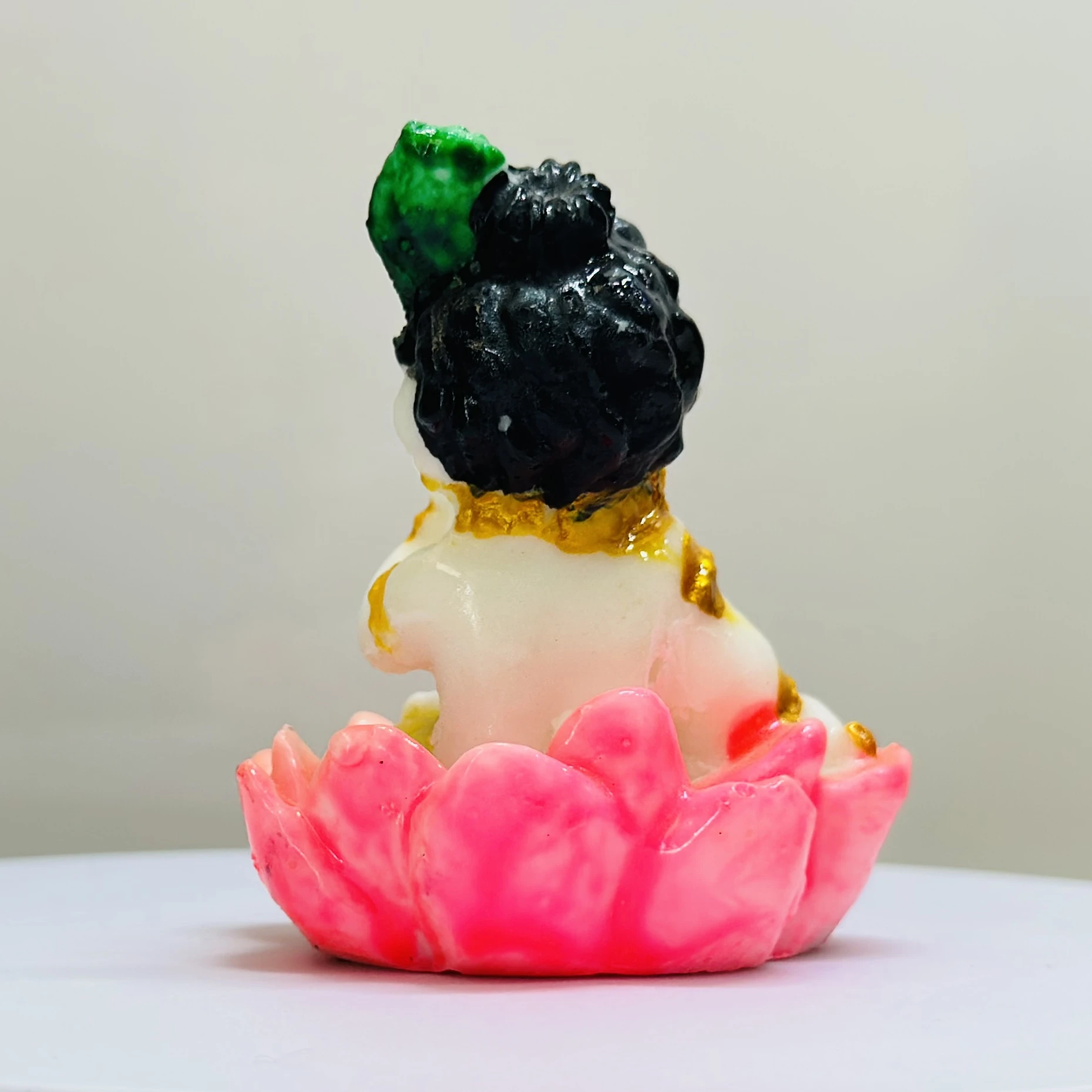 Laddu Gopal murti