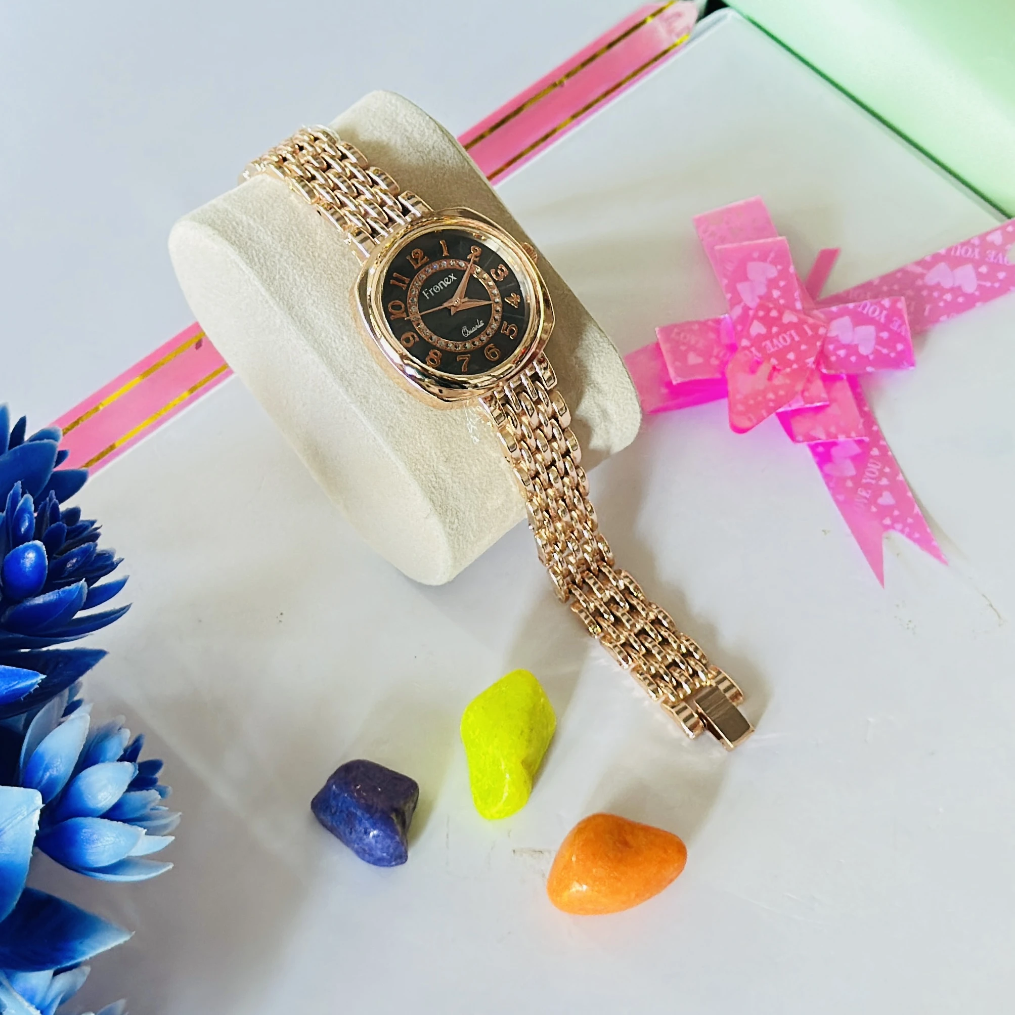 Rose gold-toned analog watch for women