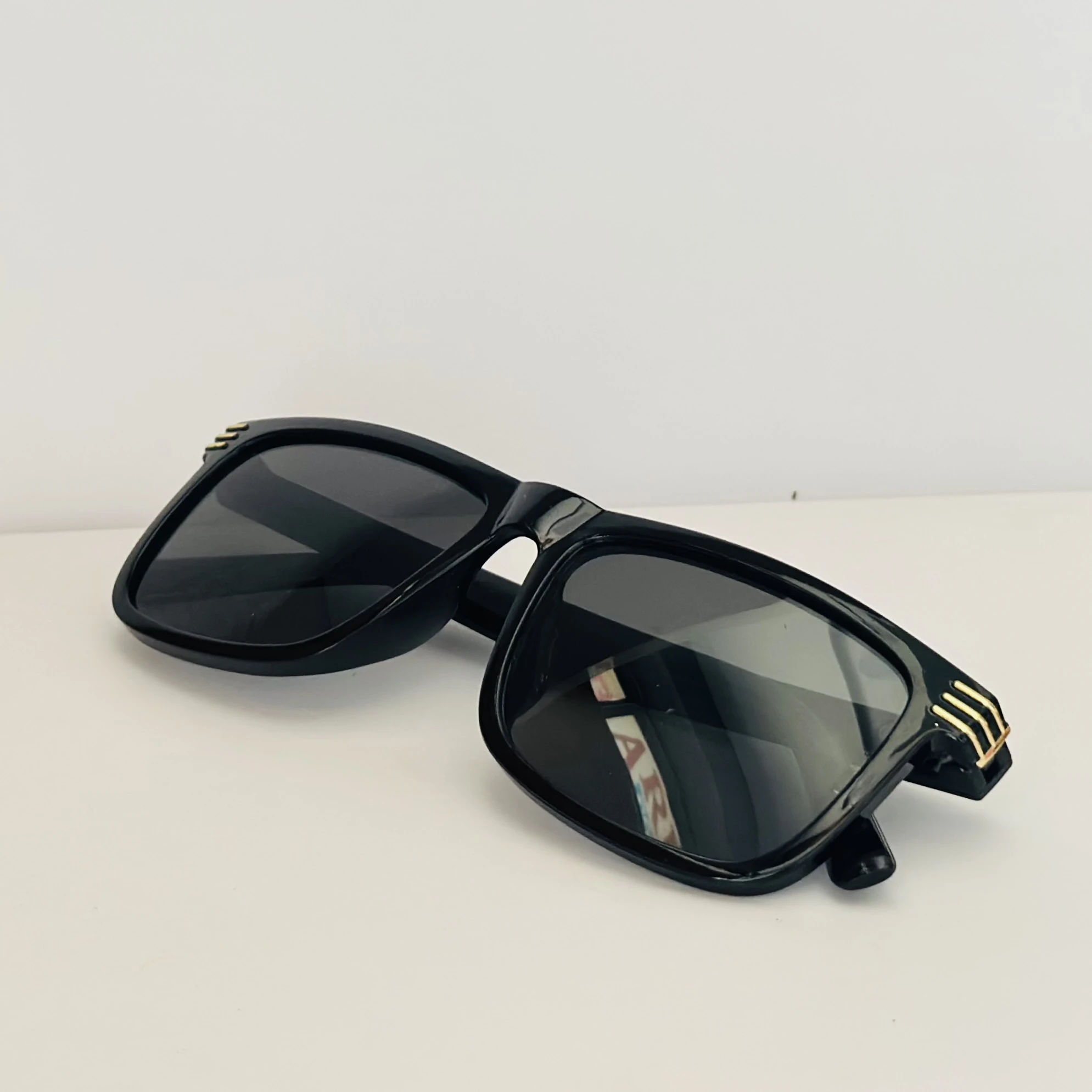 GarudaClan Onyx Monarch – Jet Black 1.0 sunglasses.