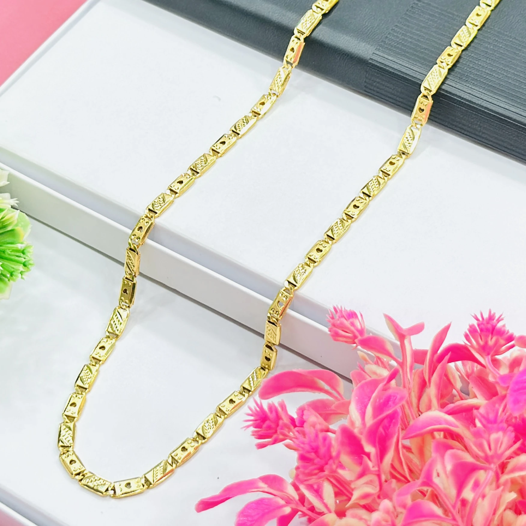 Traditional Navabi gold-plated chain