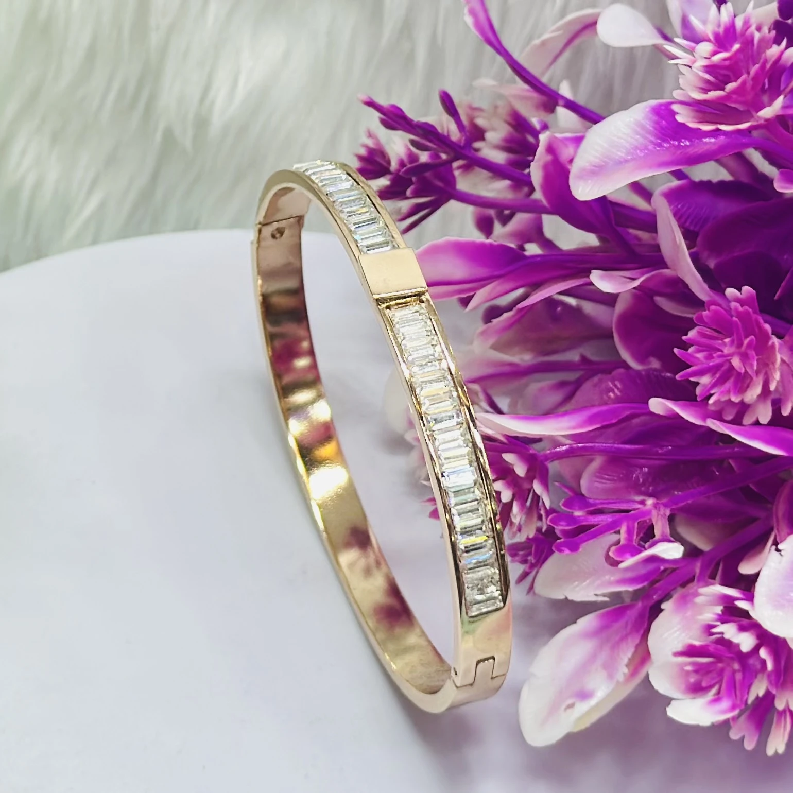 Gold plated Breslet