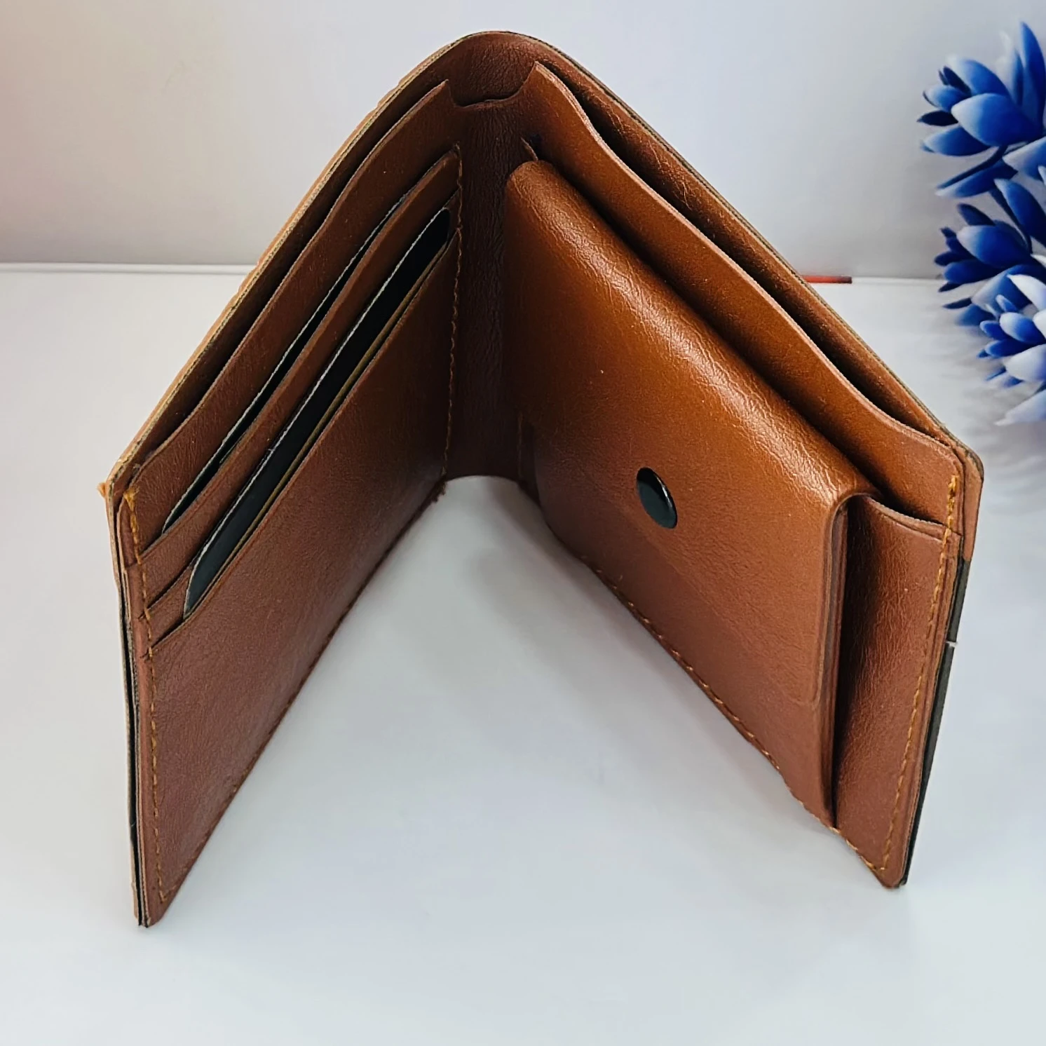 Bovi's Men Brown Genuine Leather Wallet.