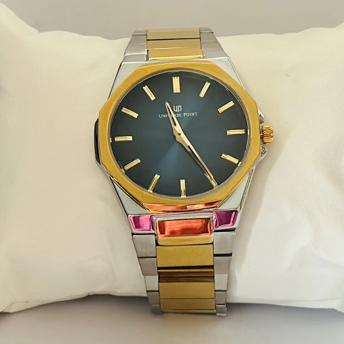 Analog Watch with a golden dial and stainless steel strap