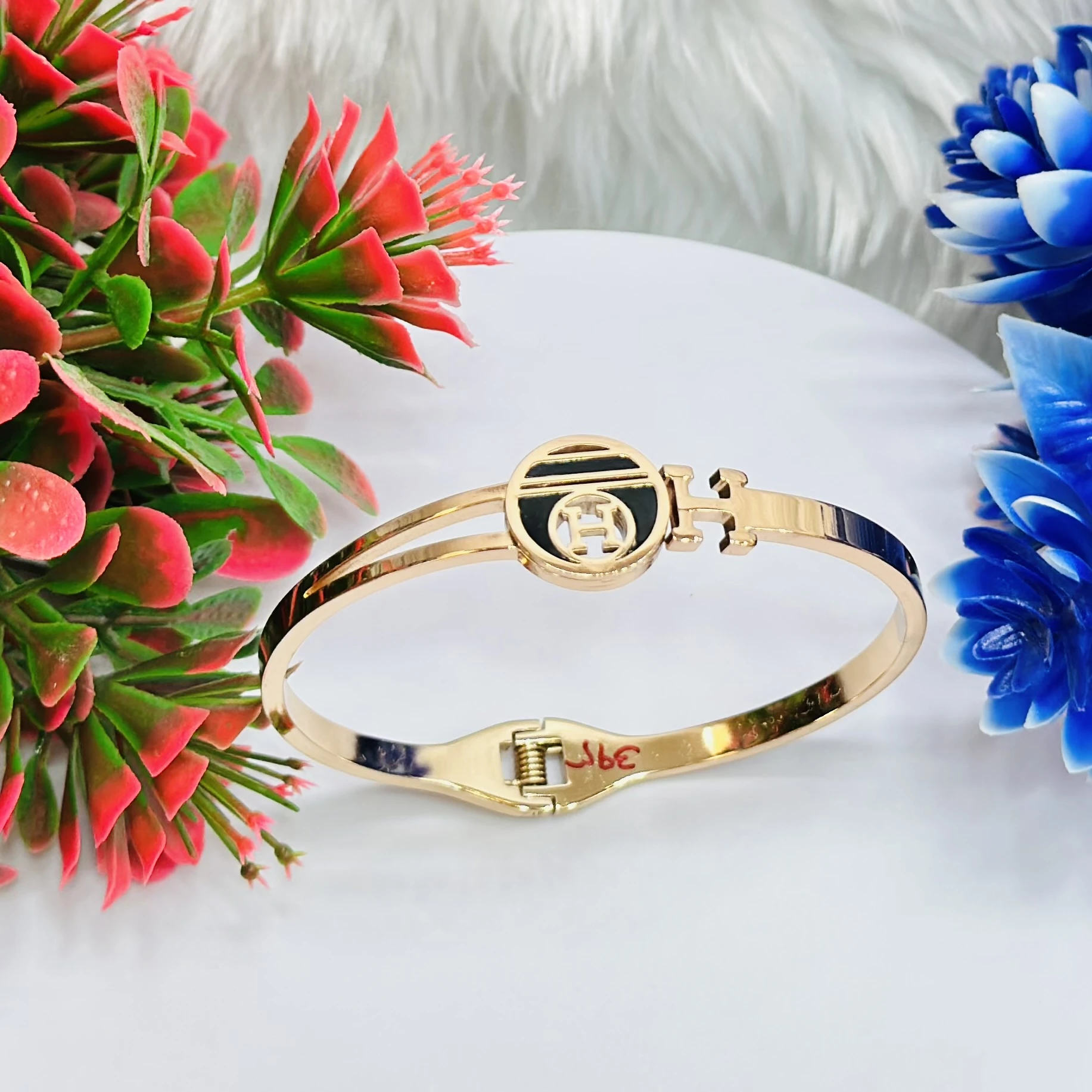 Gold plated Breslet for Girls