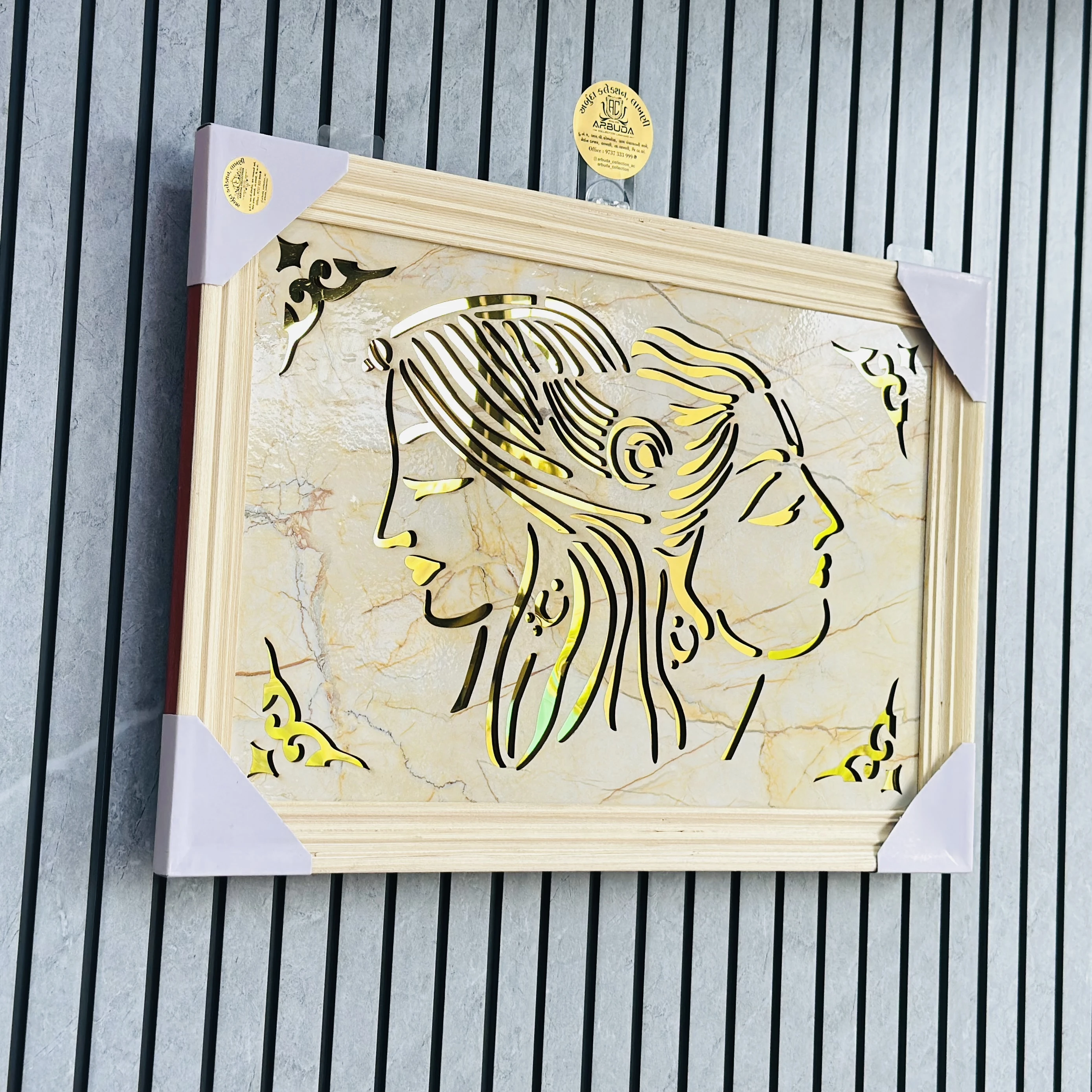 art piece depicting Radha and Krishna(SKU-5USUJZ)