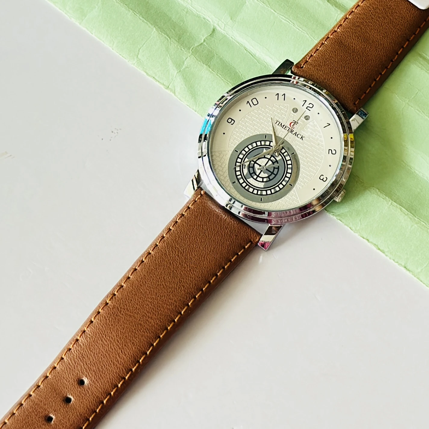 Timetrack quartz analog watch