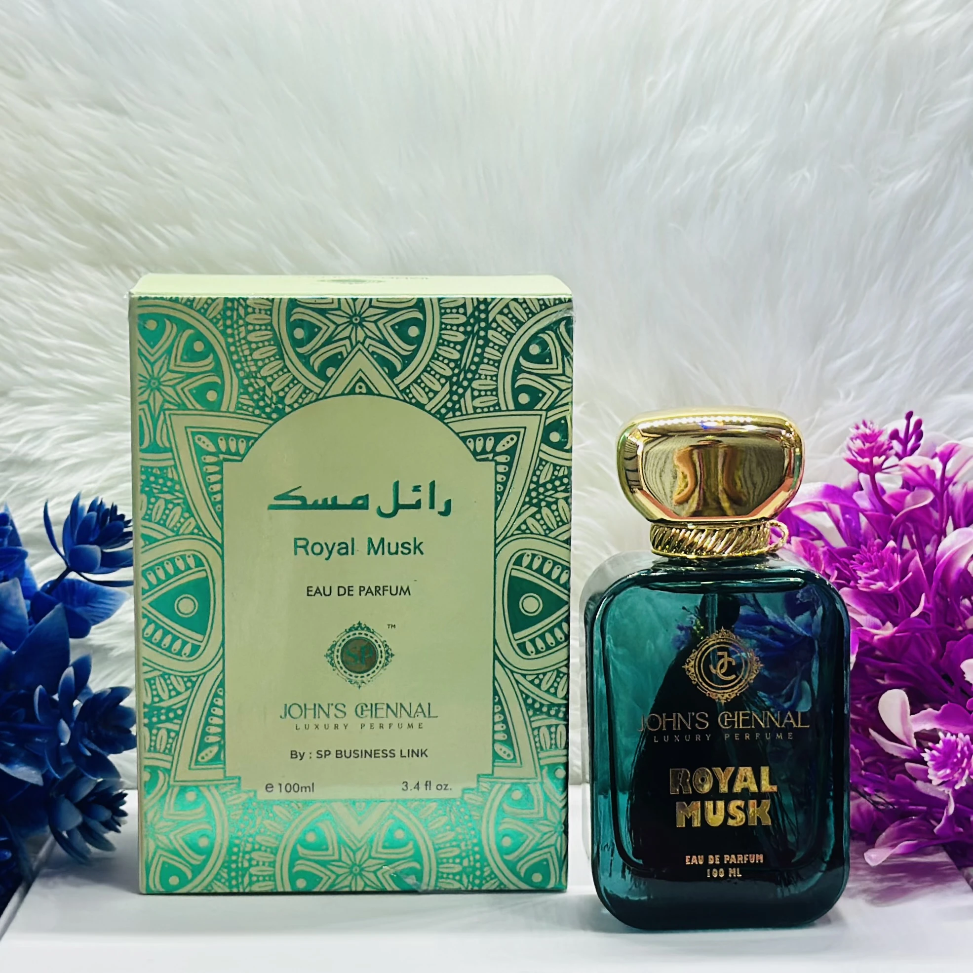 Royal Musk Eau de Parfum.