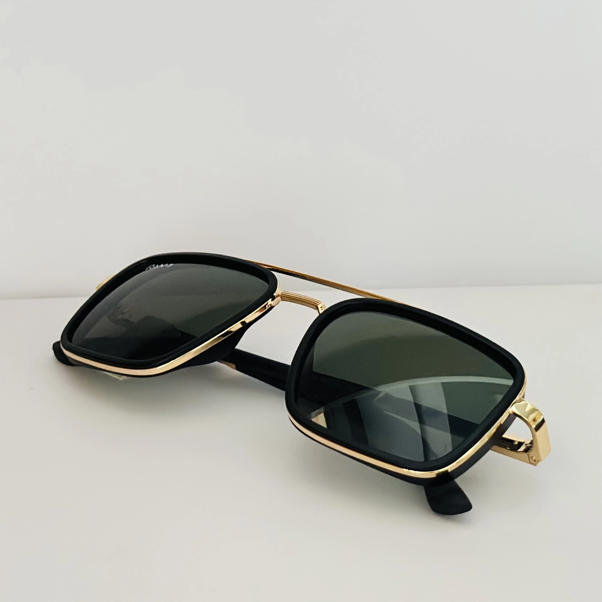 RAN-7 rectangular aviator sunglasses