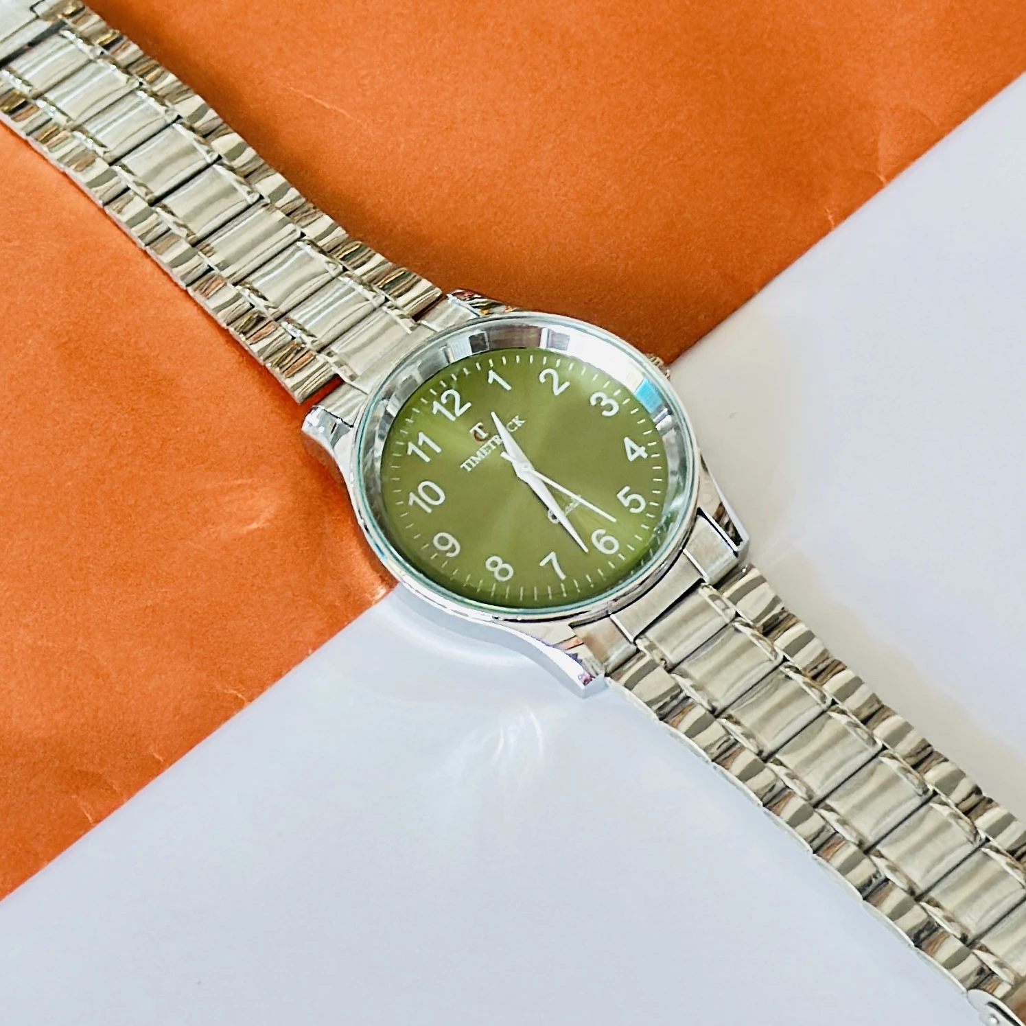 Quartz Analogue Watch