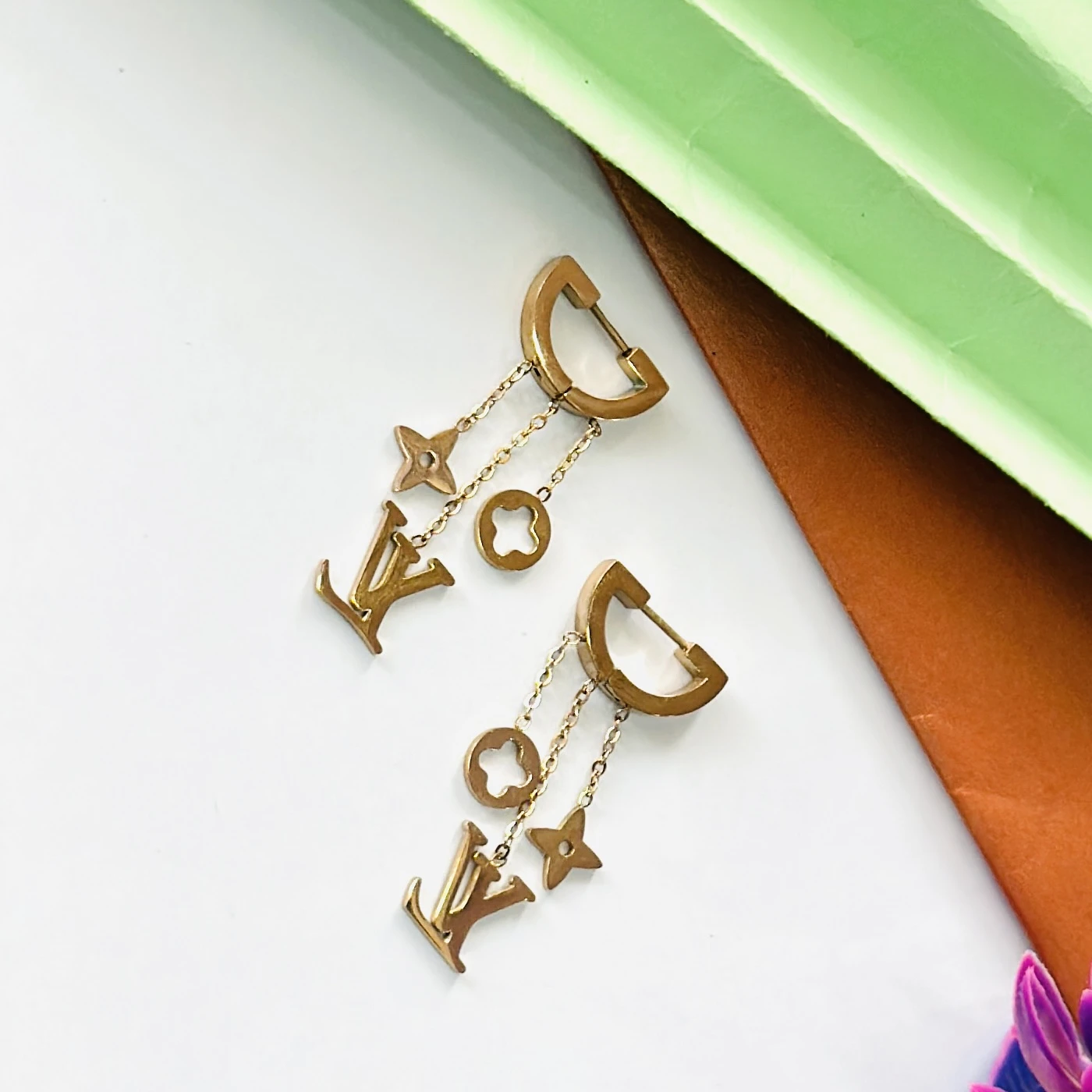 Louis Vuitton Blooming earrings