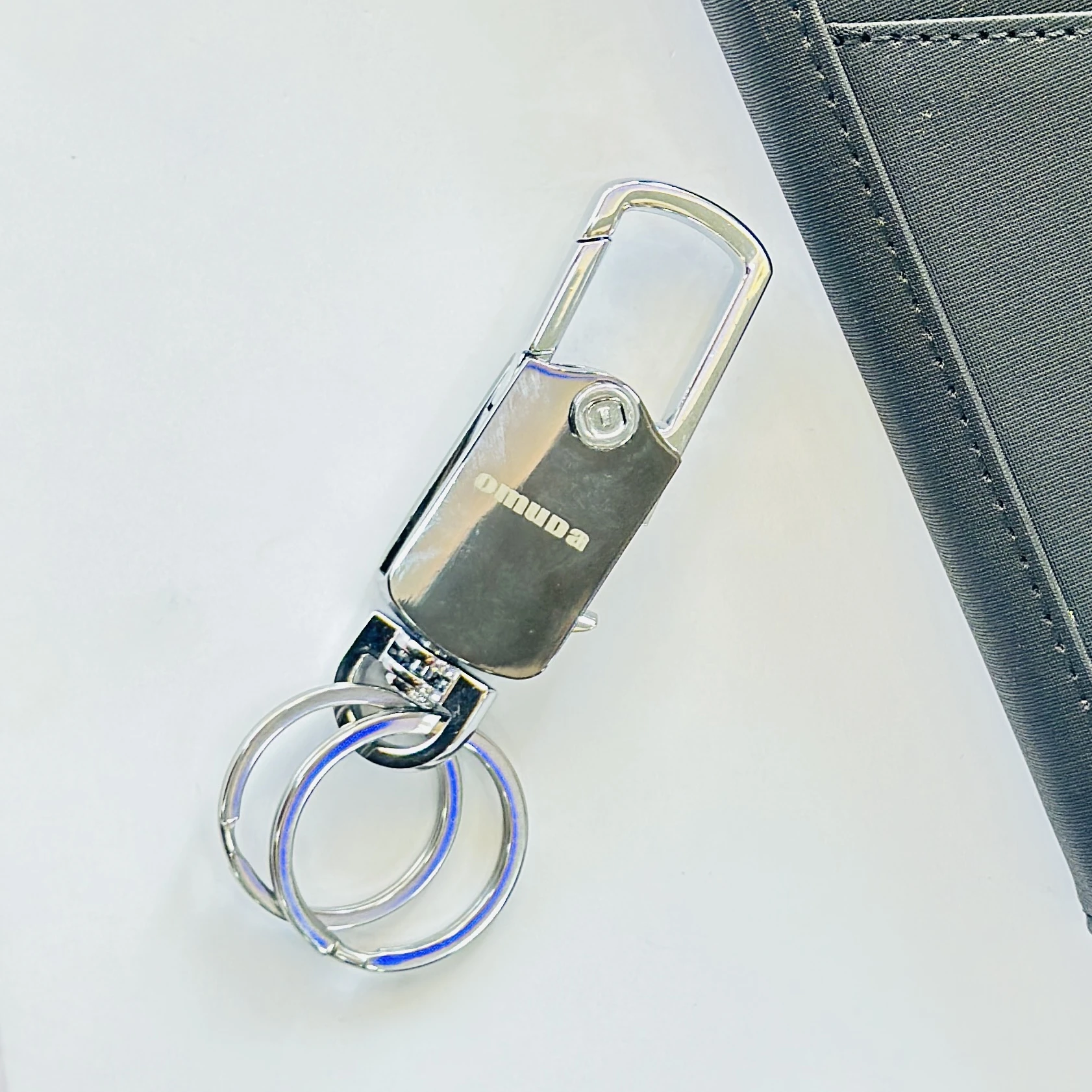 Omuda heavy-duty zinc alloy metal key chain