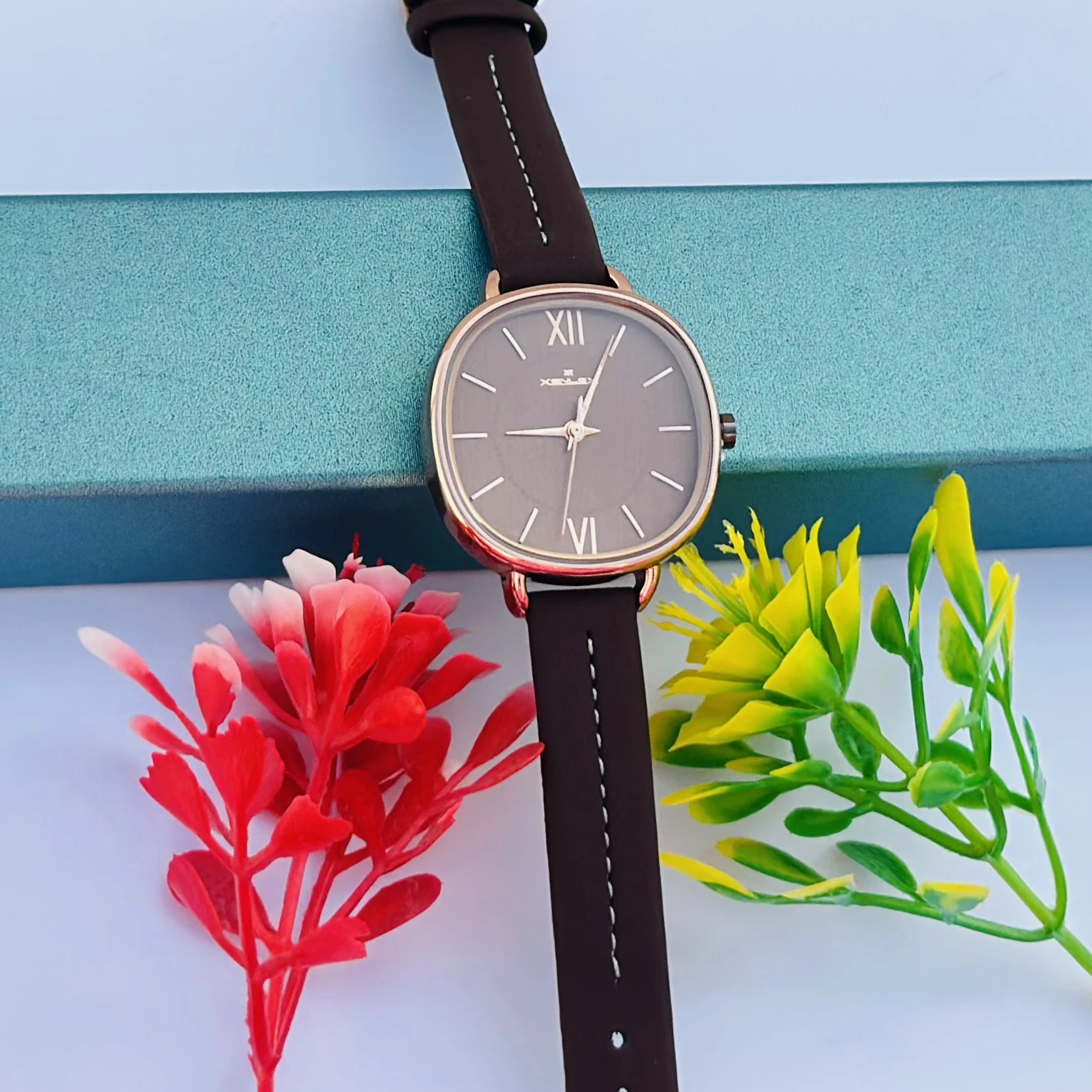 Time Gallery Fashion Strap Watch