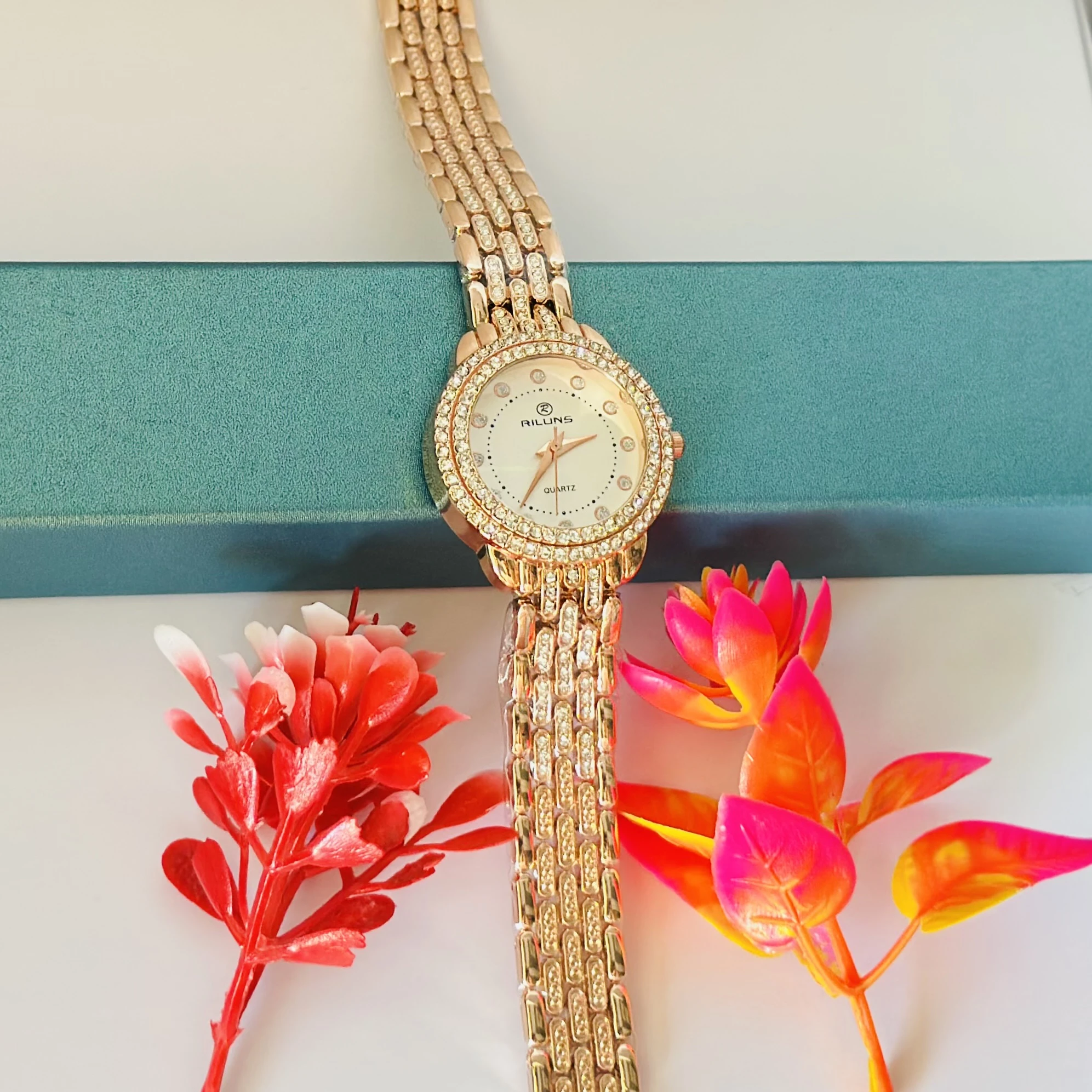 Rose gold toned Analog Watch