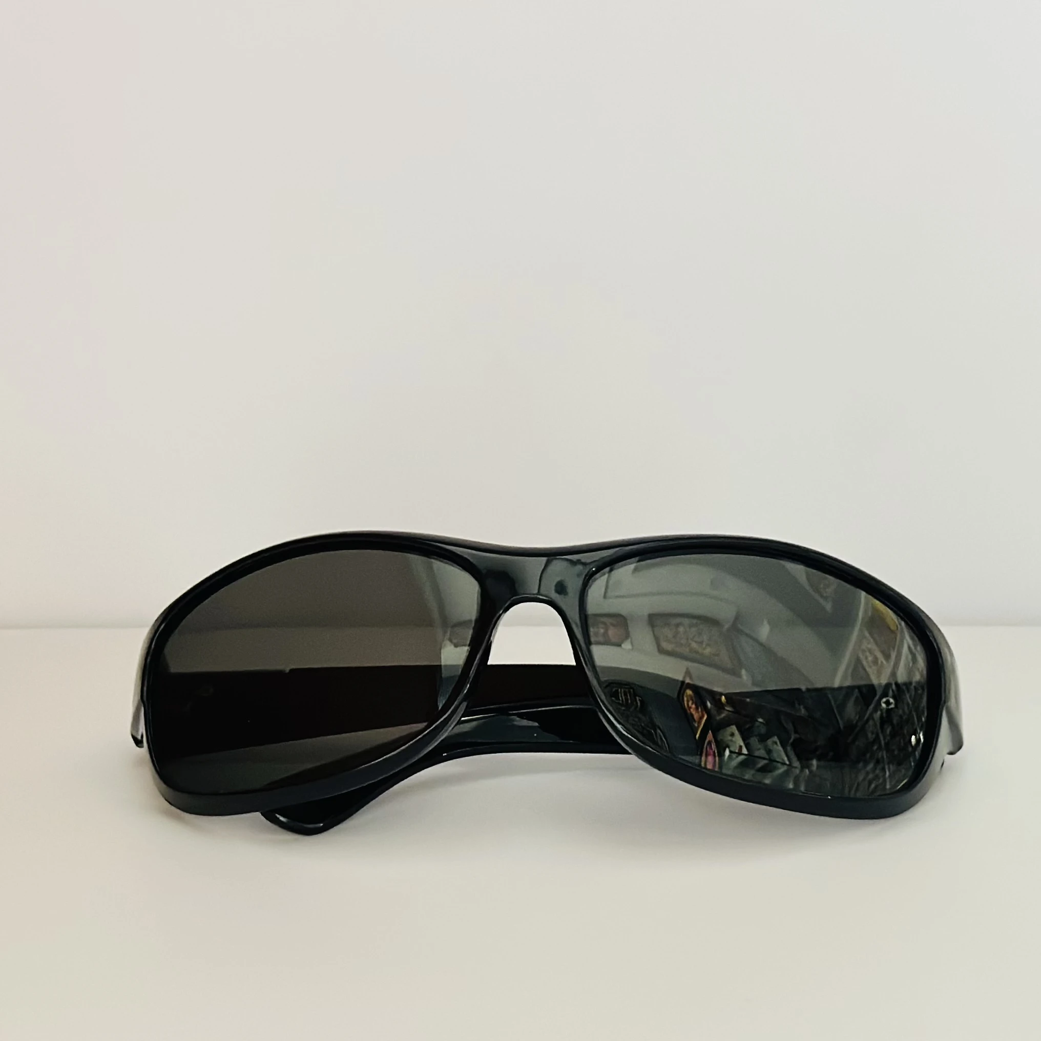 Black Ray-Ban RB4093 sunglasses.