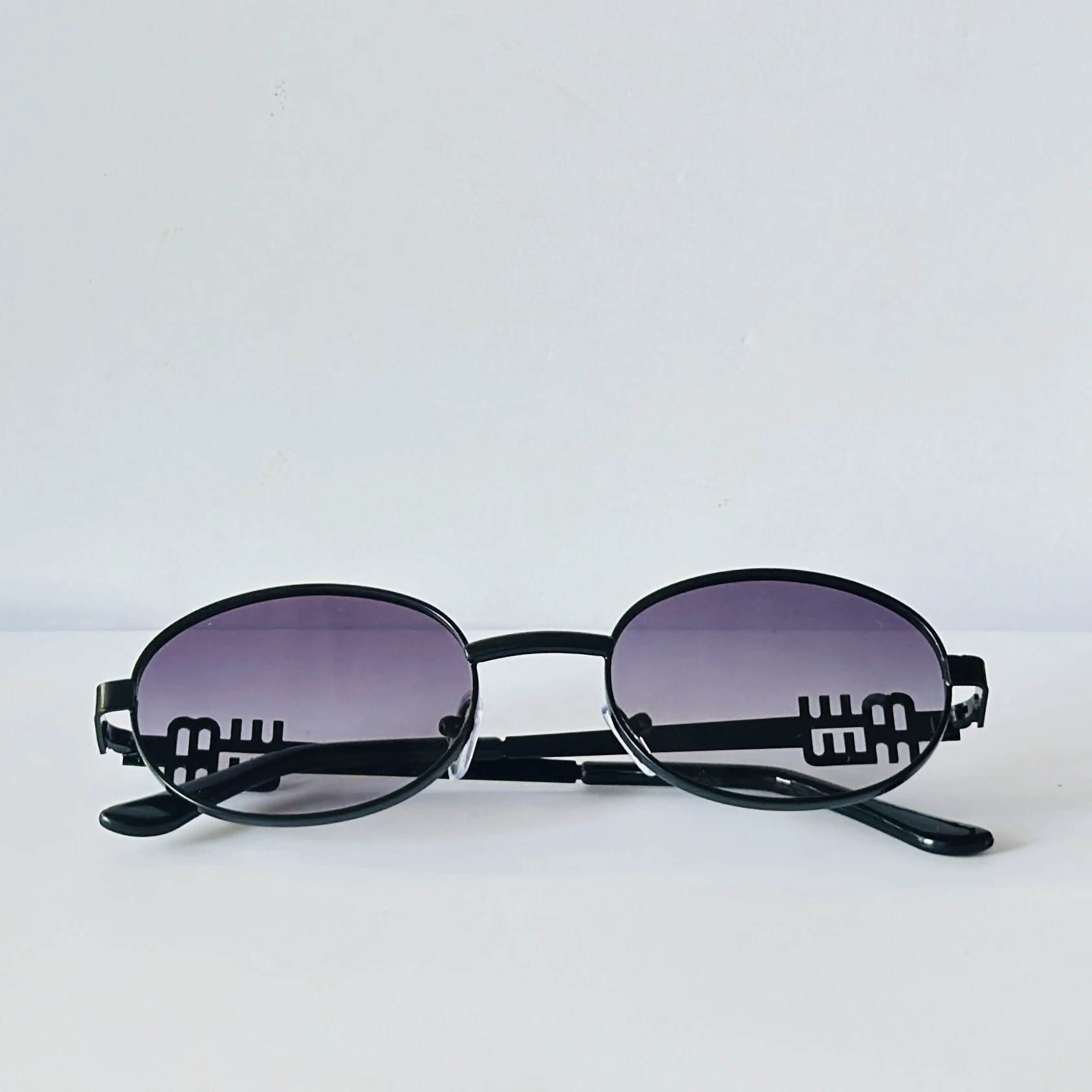 Mont Davis round metal unisex sunglasses