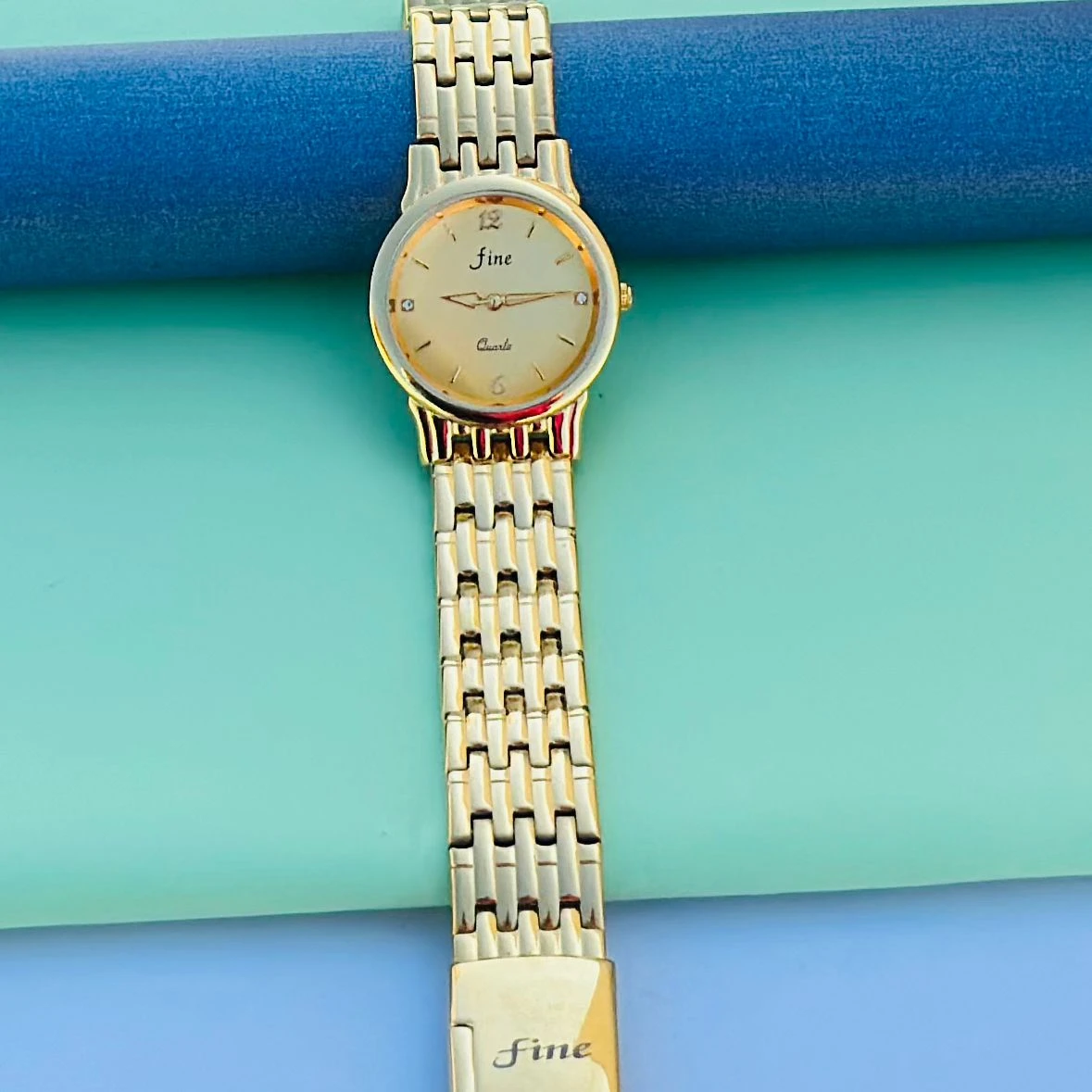 Golden Design analog watch