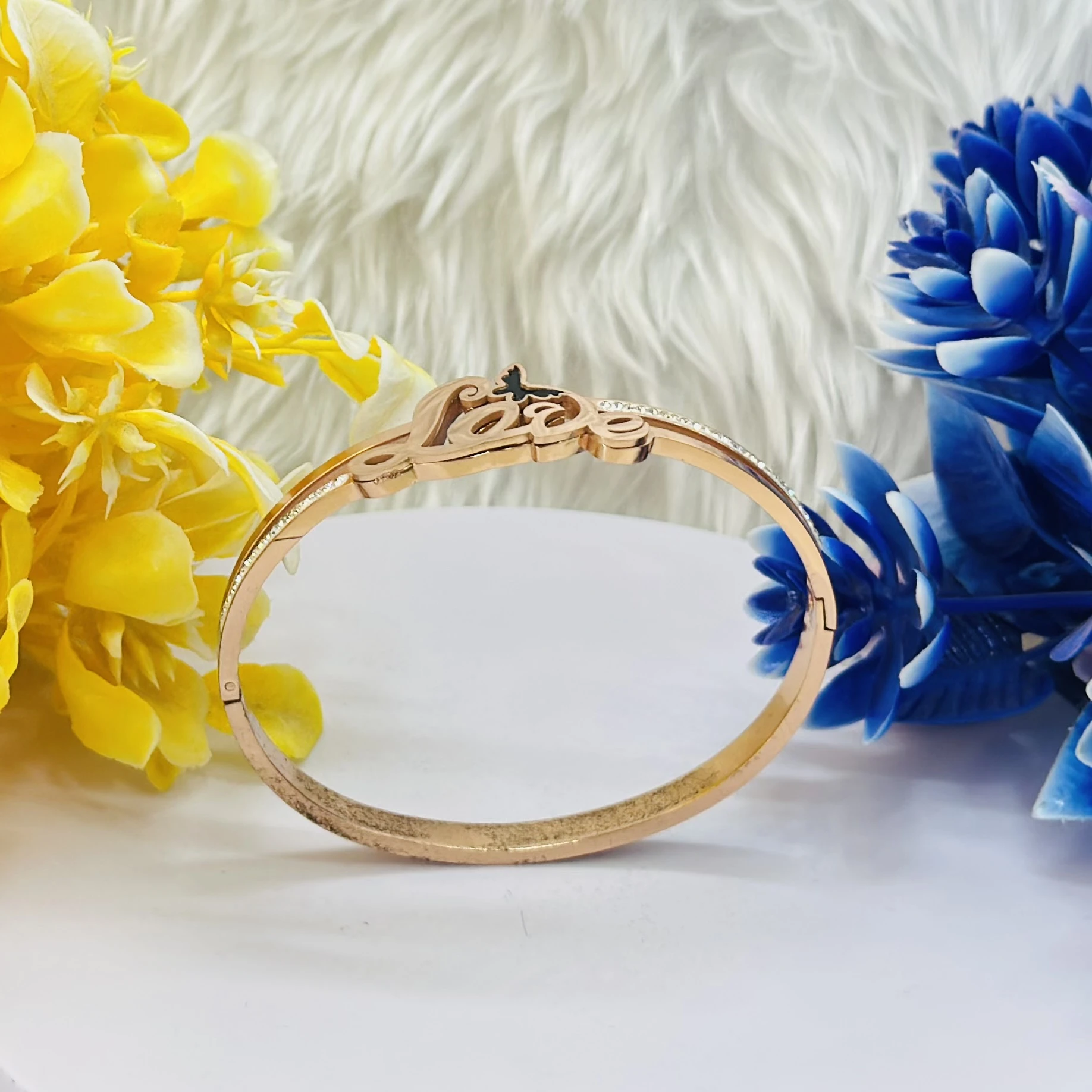 Gold plated Breslet
