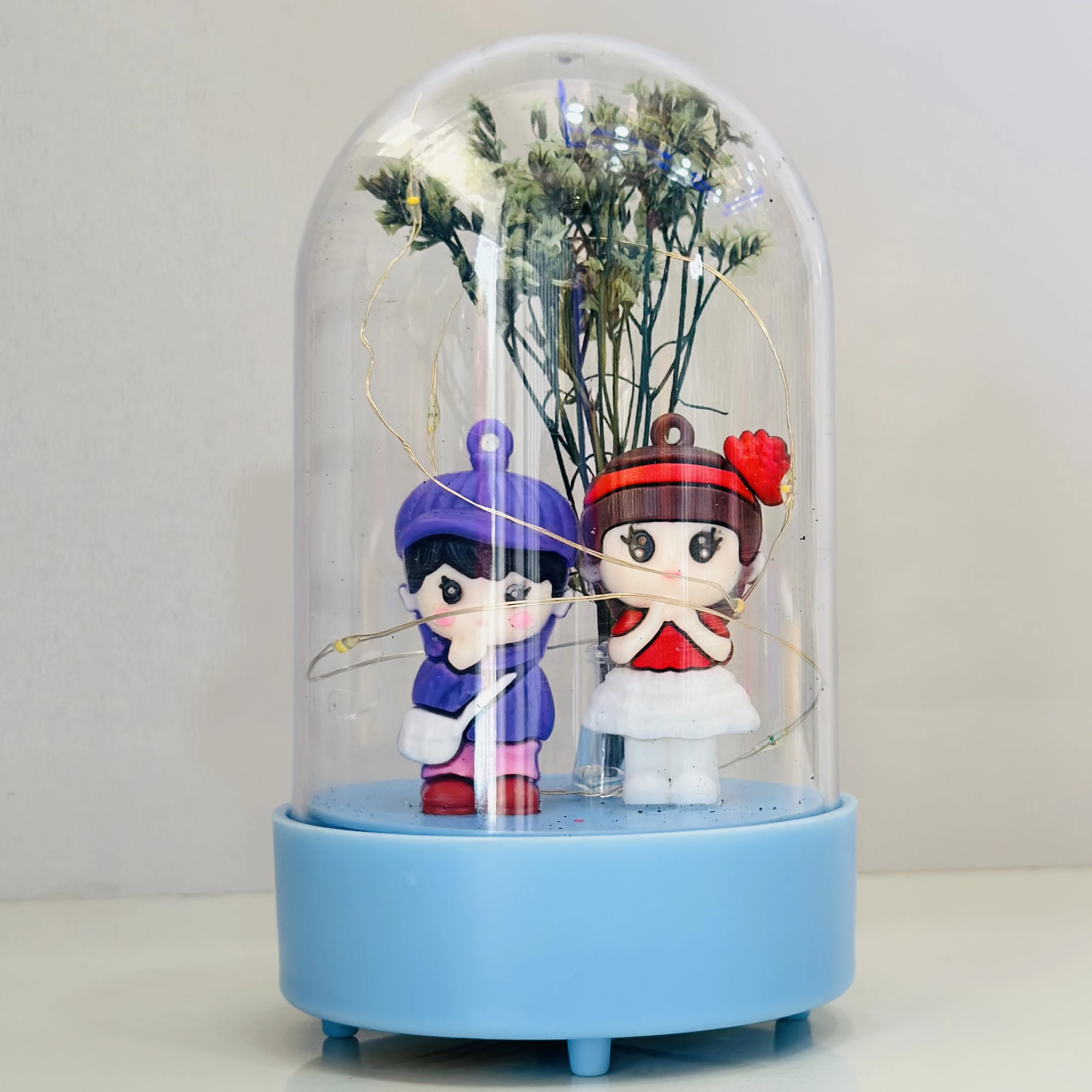 Love Couple LED Light in Glass Dome, Romantic LED Glass Dome Night Light (SKU-XOC346)