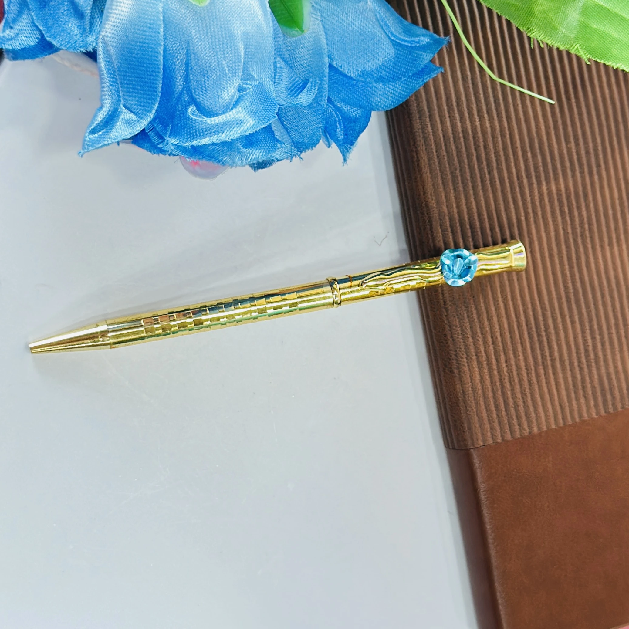 Decorative ballpoint pen