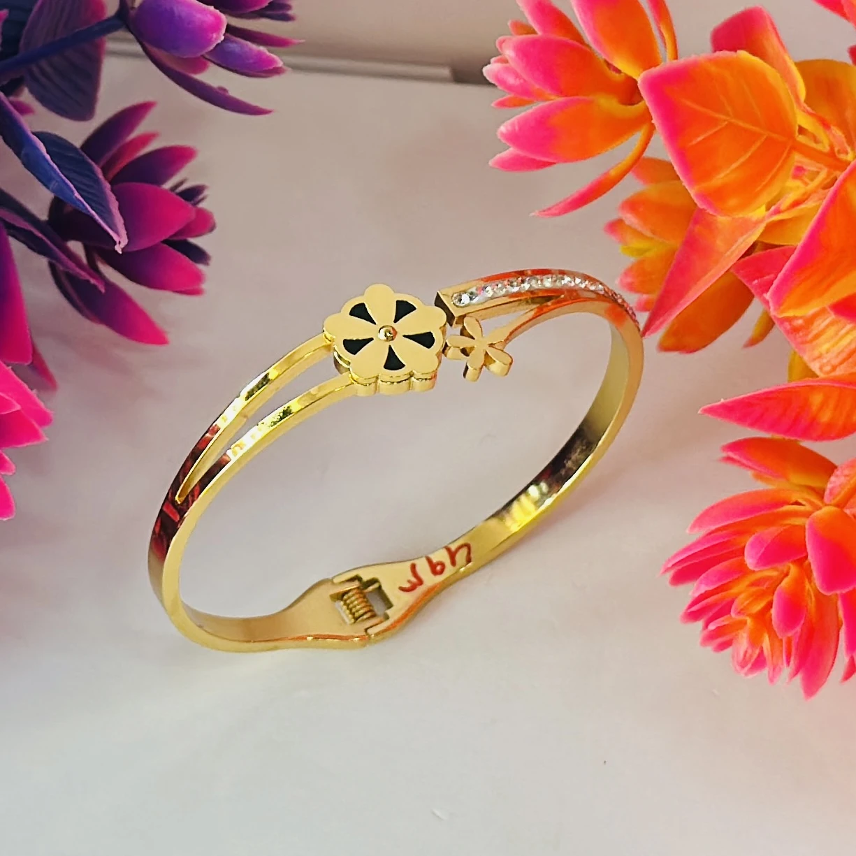 Rose Gold Breslet
