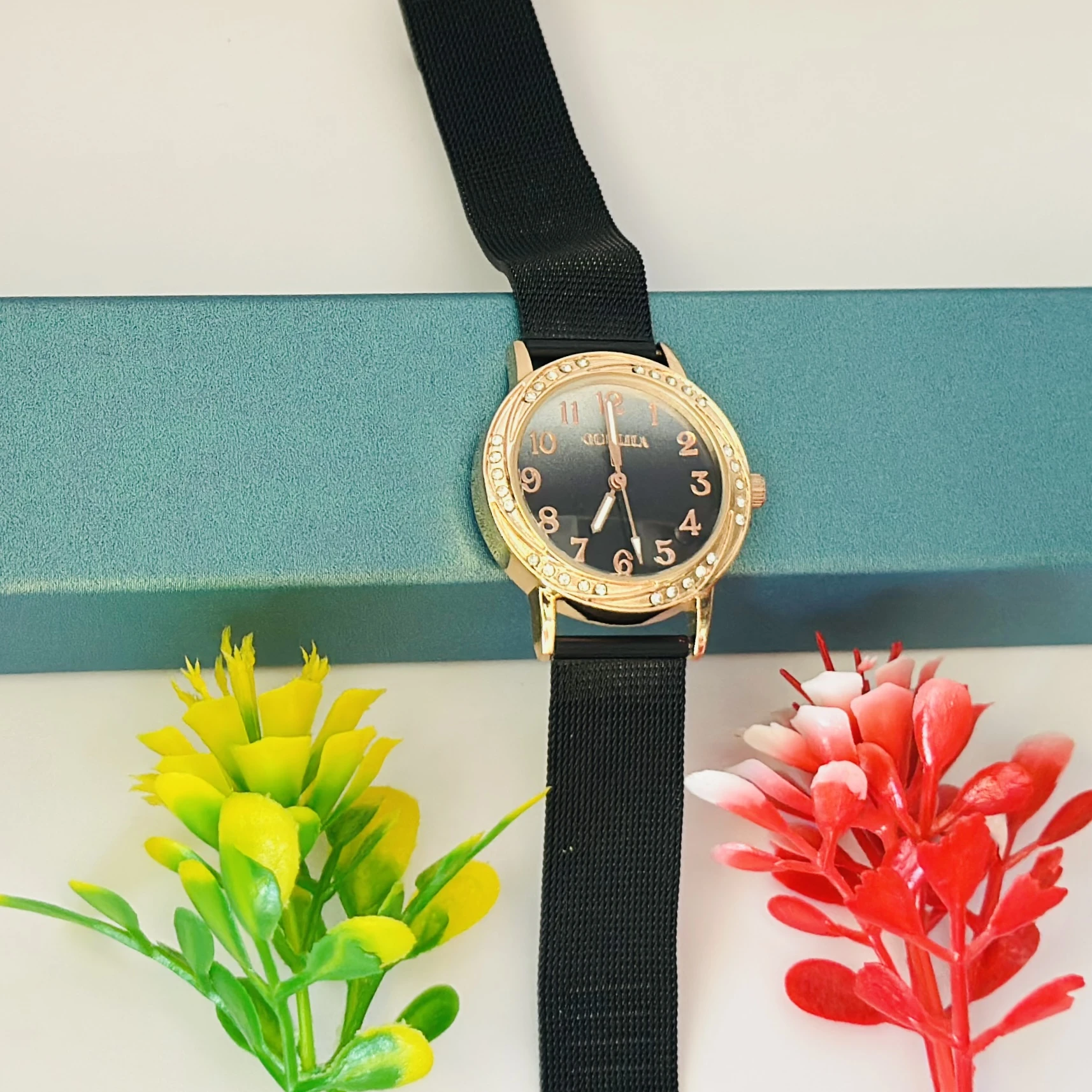Rose gold-plated analog watch