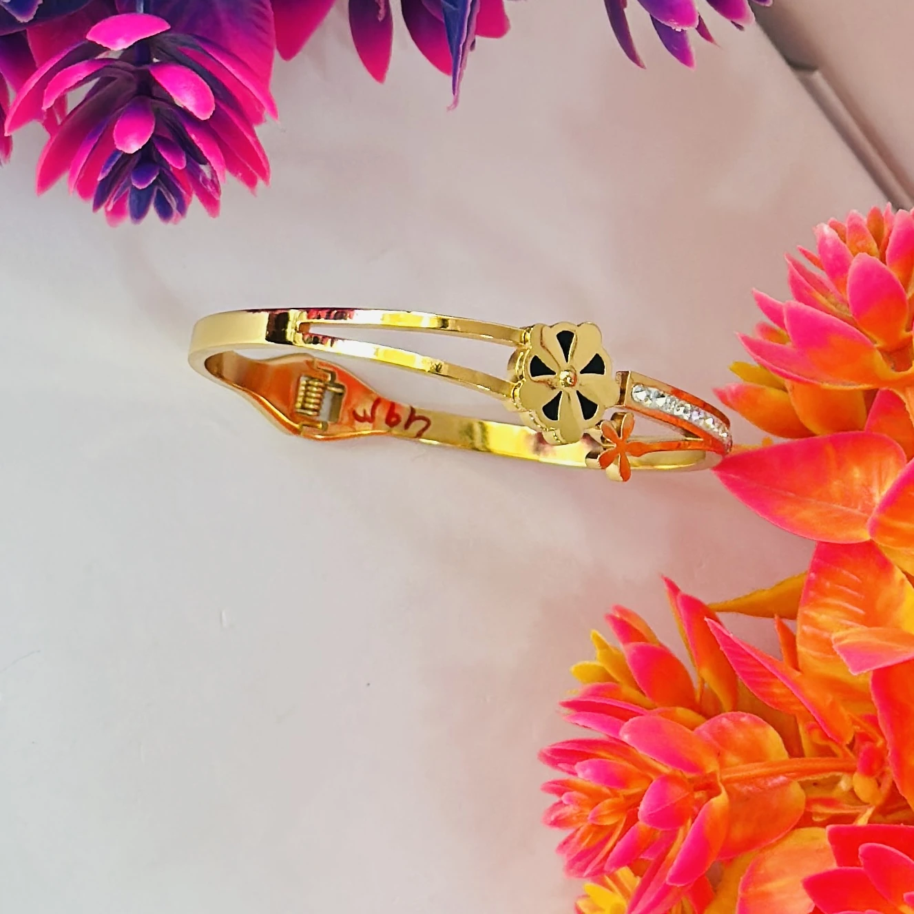 Rose Gold Breslet