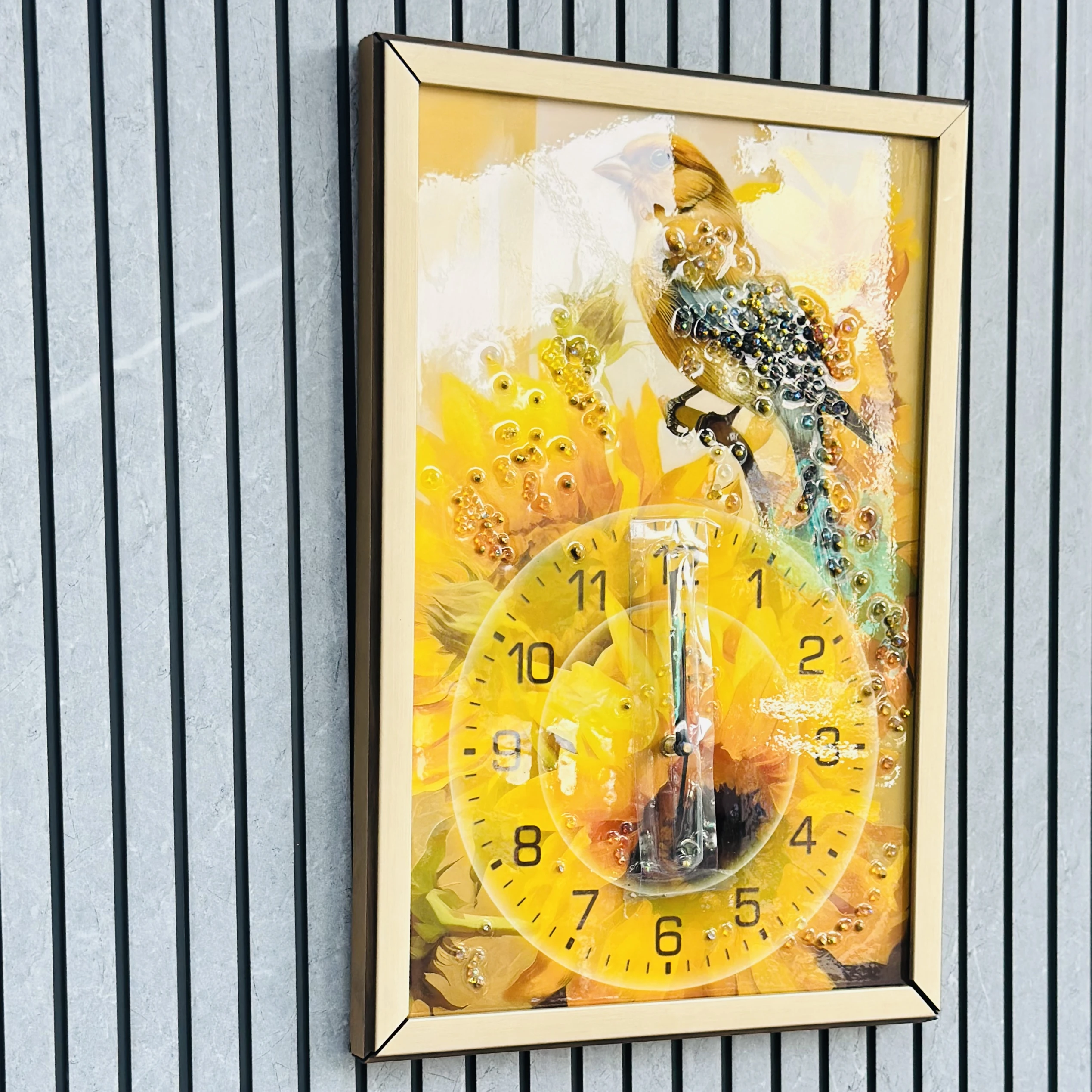 Decorative wall Clock (SKU-H8K7UR)