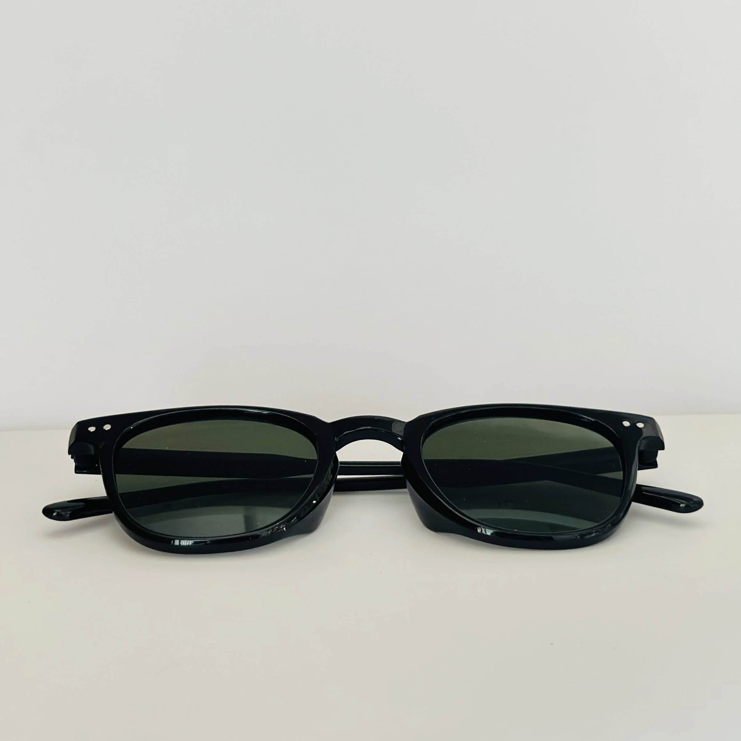 Guepard GP-05 model sunglasses