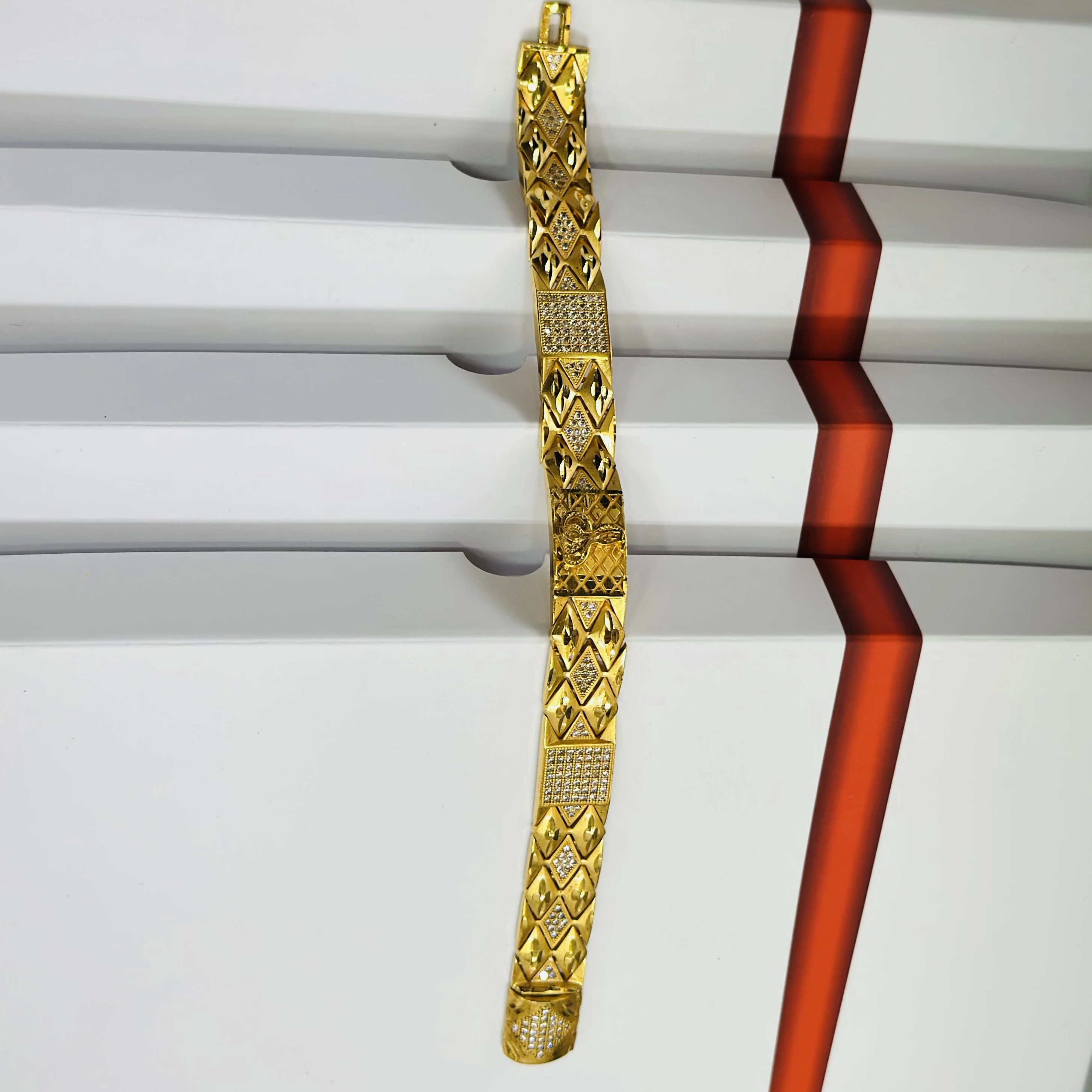 Gold plated Breslet for men’s