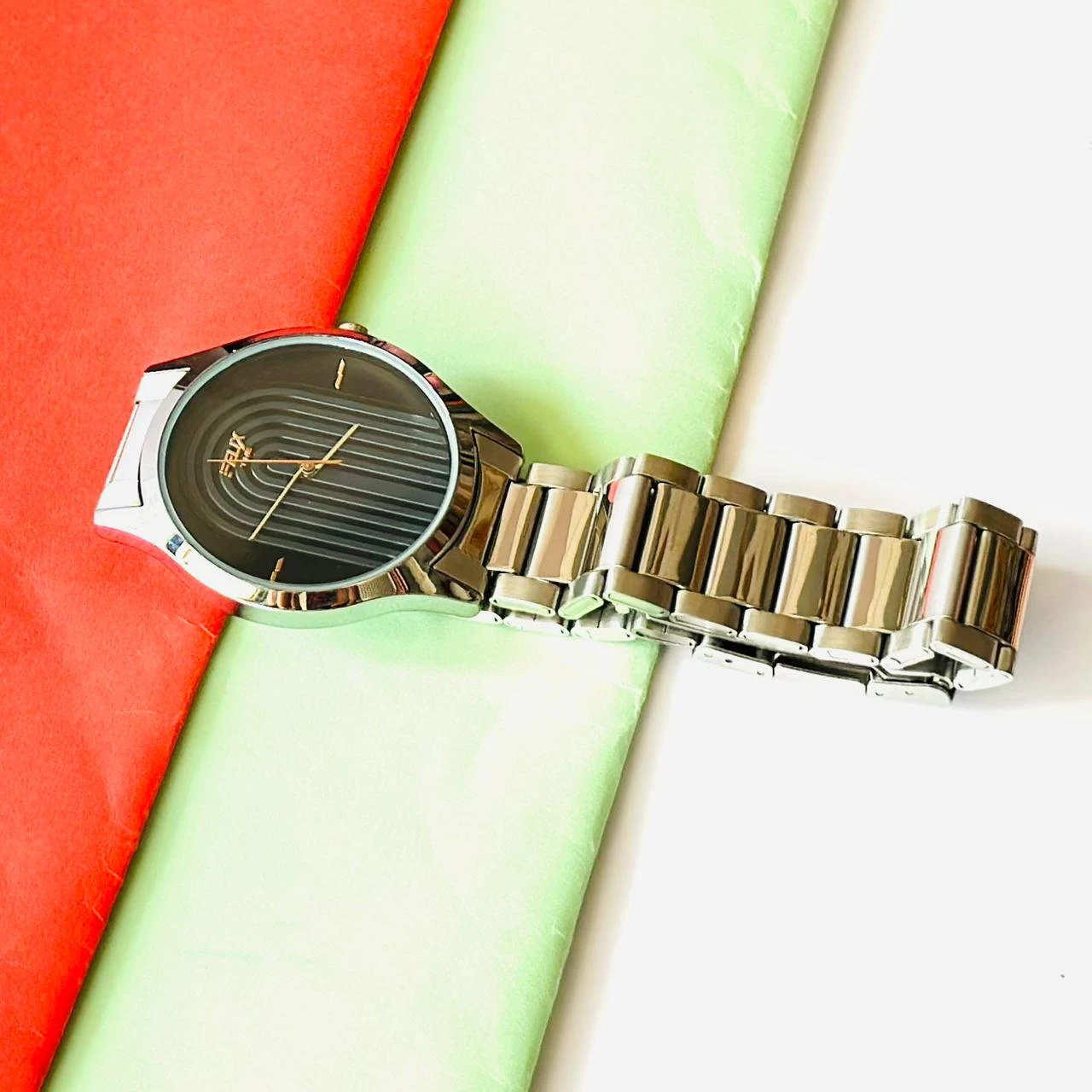 Curren 8422 men's quartz watch