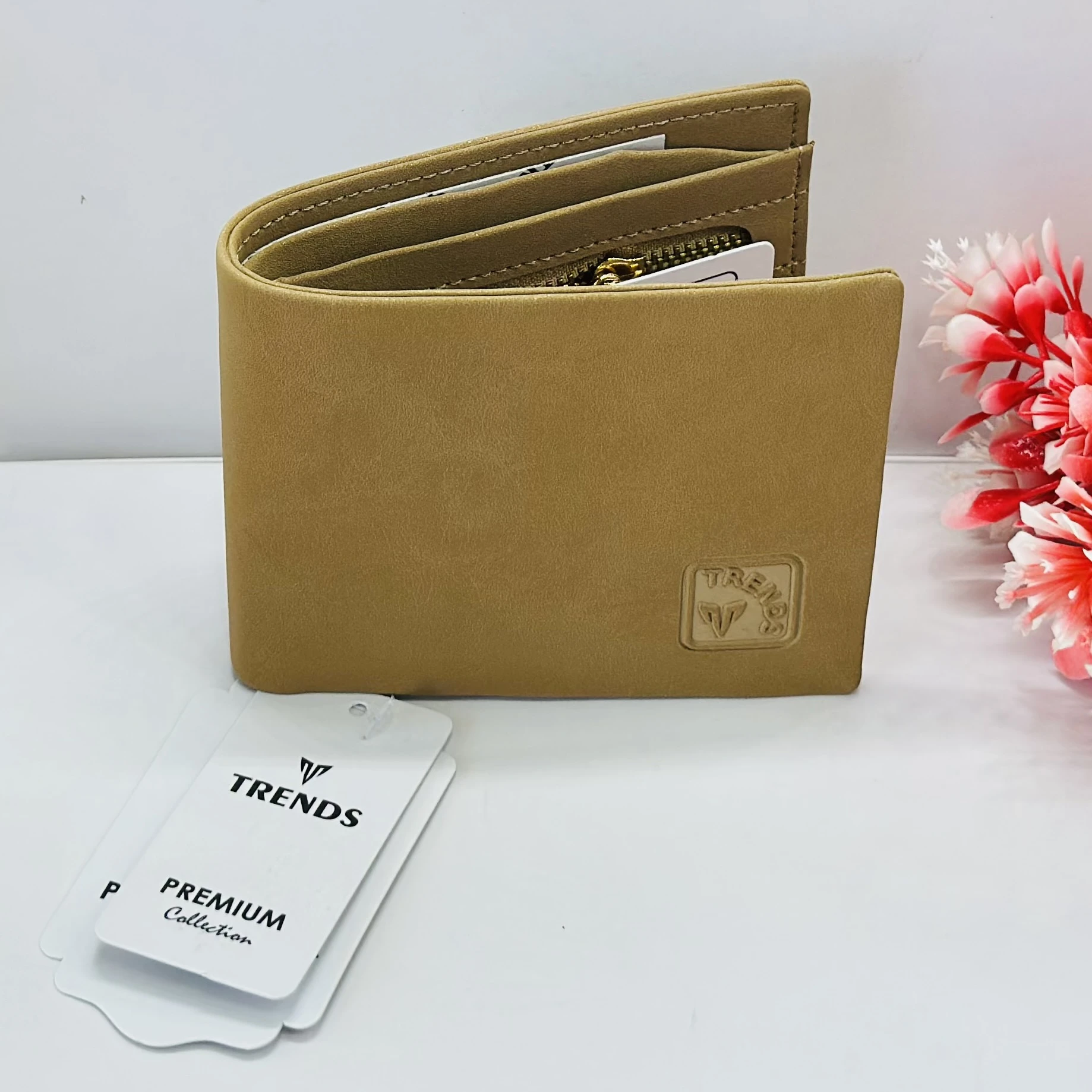 Beige or mustard bi-fold men's wallet
