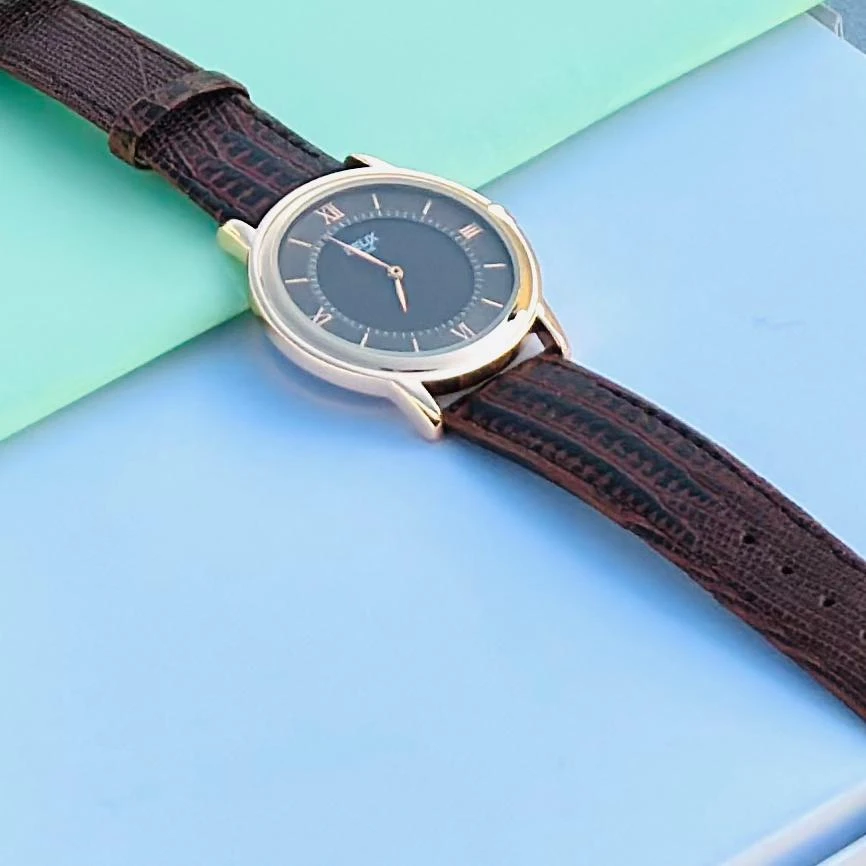Brown analog watch For man’s