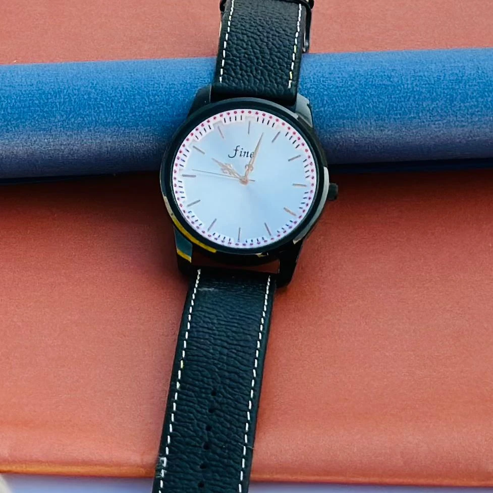 Black analog watch For man’s