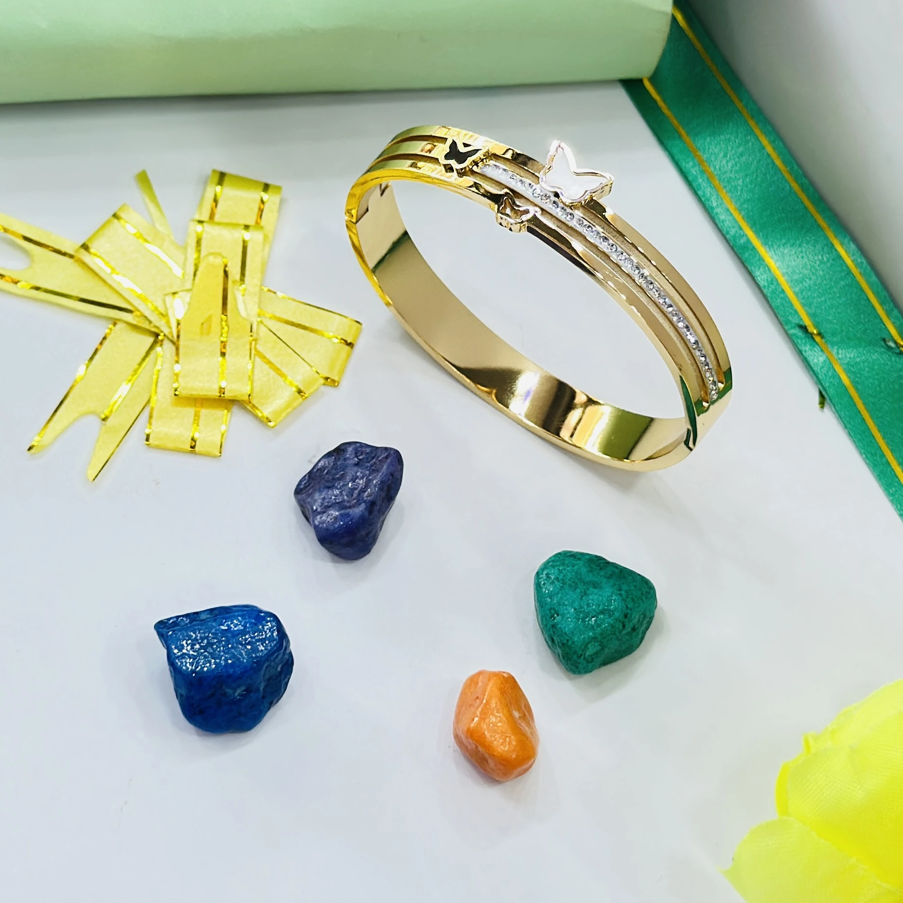 Zeraki Jewels gold-plated stainless steel geometric cuff bracelet