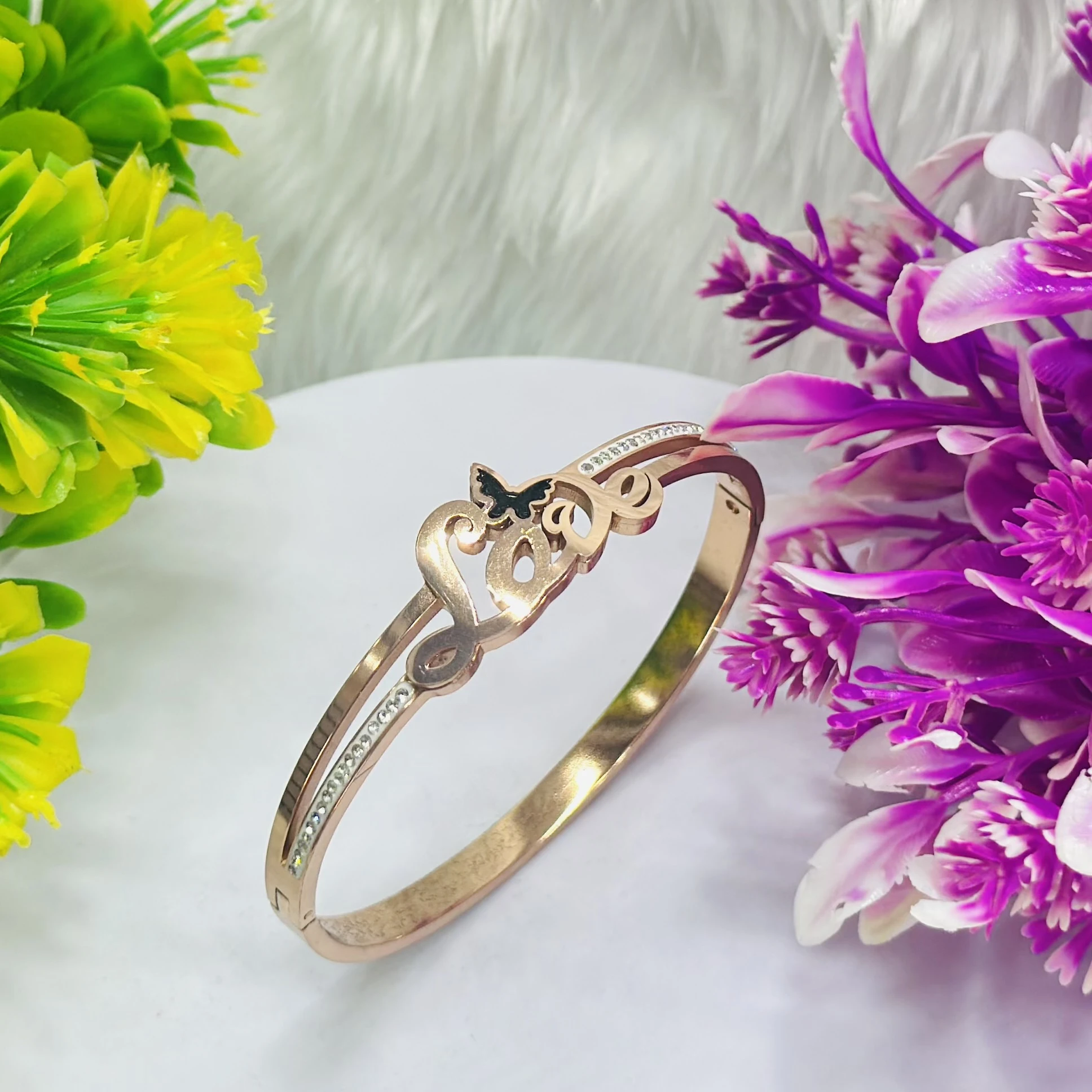 Gold plated Breslet