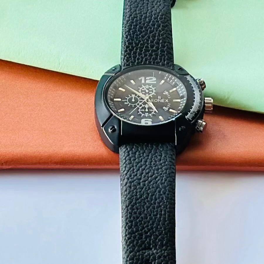 Black analog watch For man’s