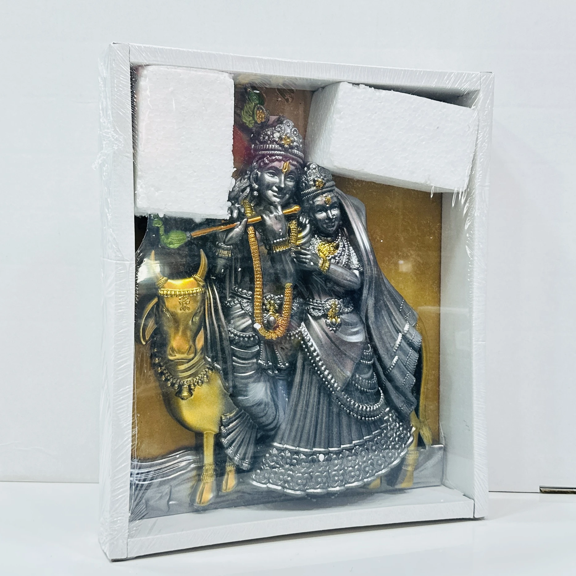 Radha Krishna statue TEH4L4