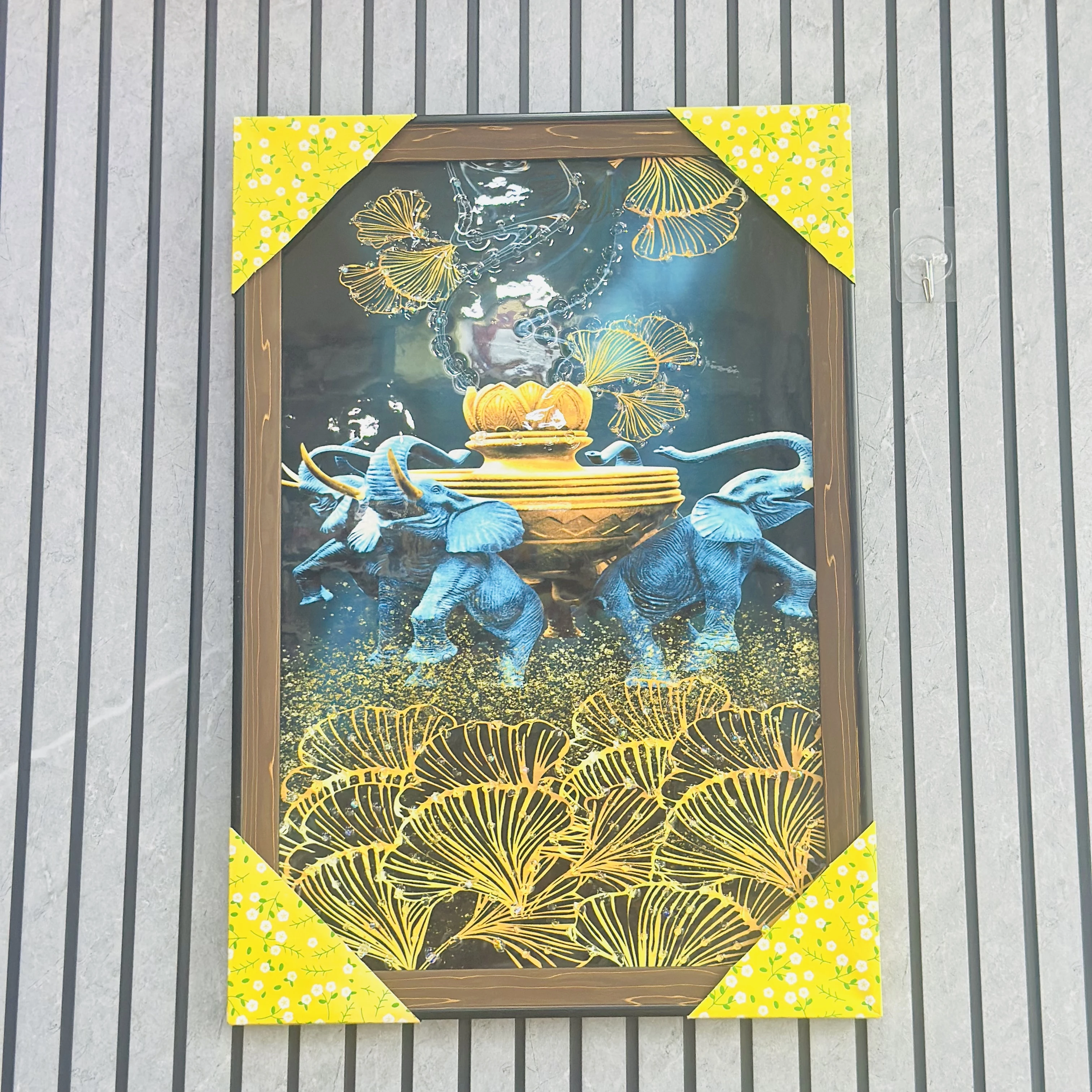 crystal glass painting with LED lights, featuring an image of elephants.(SKU-FQ4AIB)
