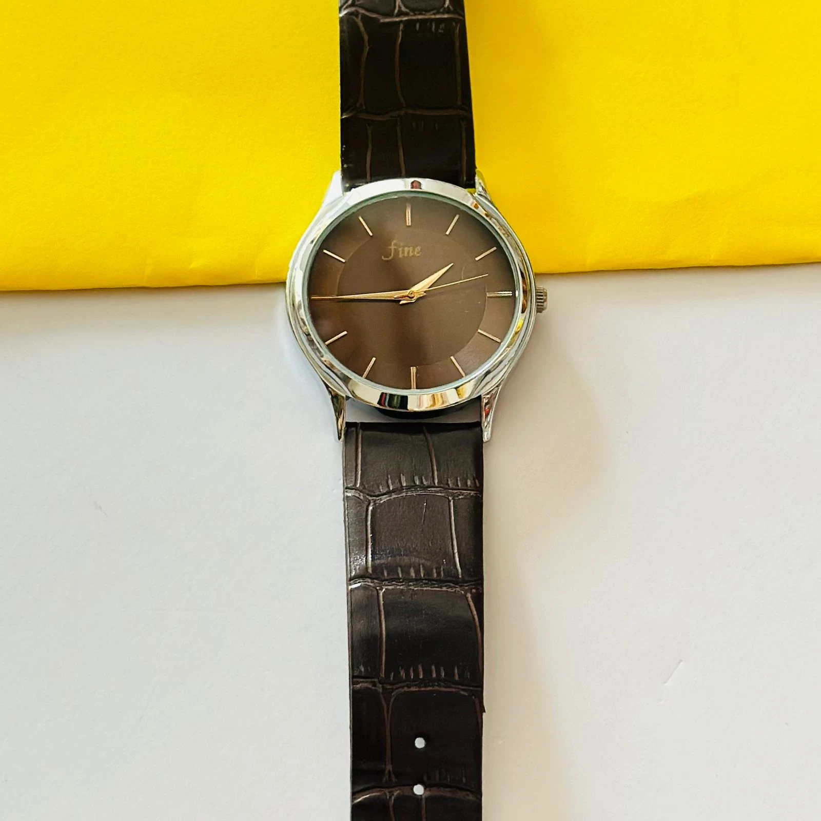 Quartz analog watch For man’s