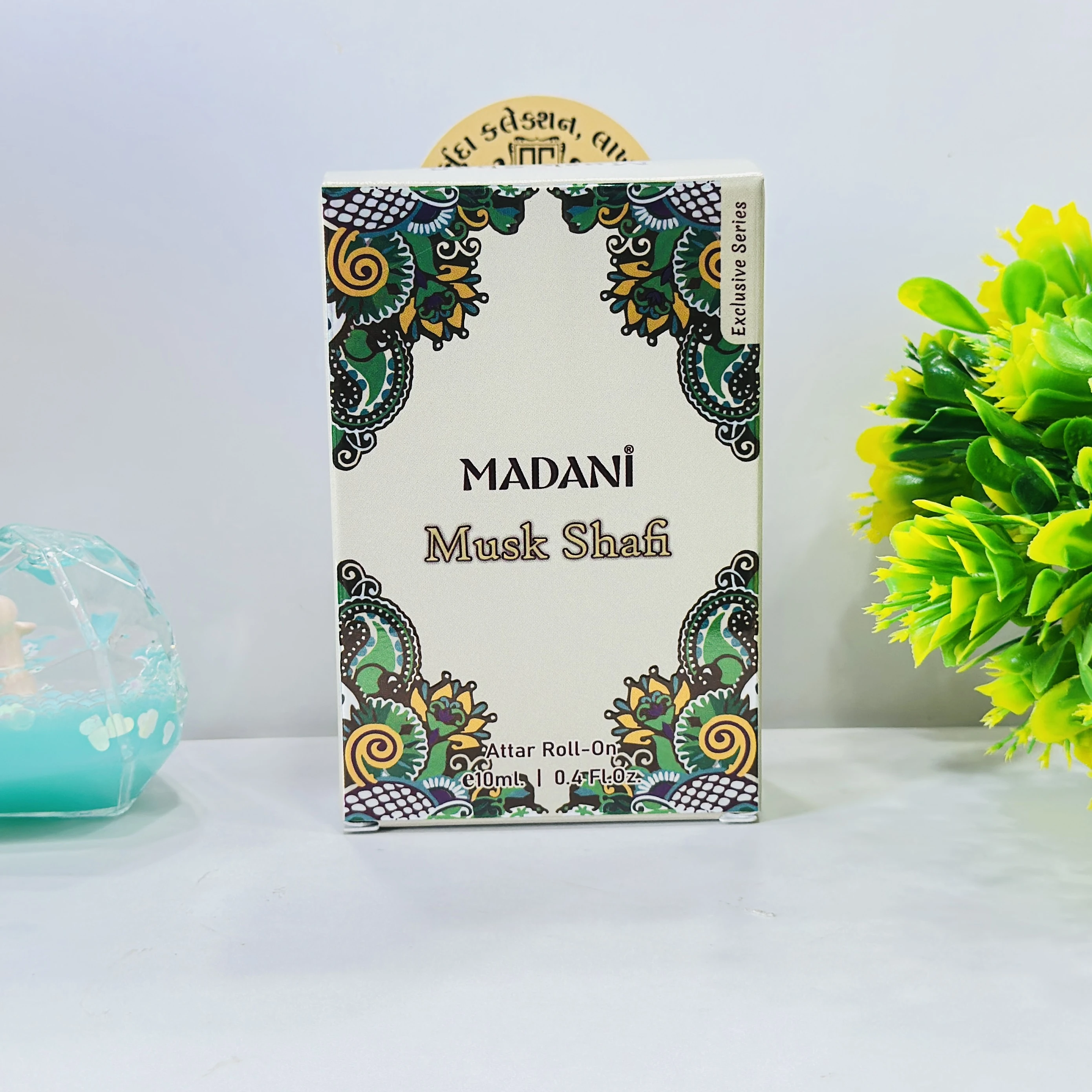 Madani Musk Shafi Attar roll-on perfume