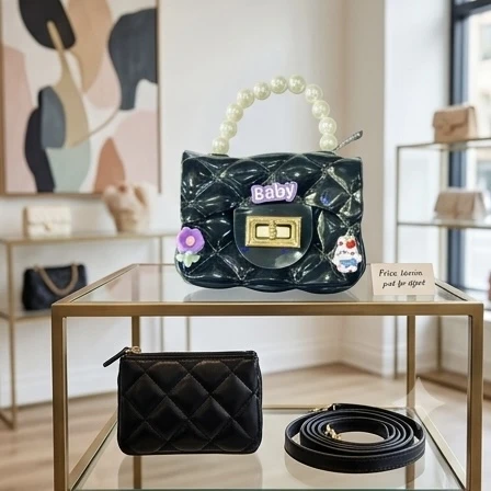 LITTLE PRINCESS PURSE ?