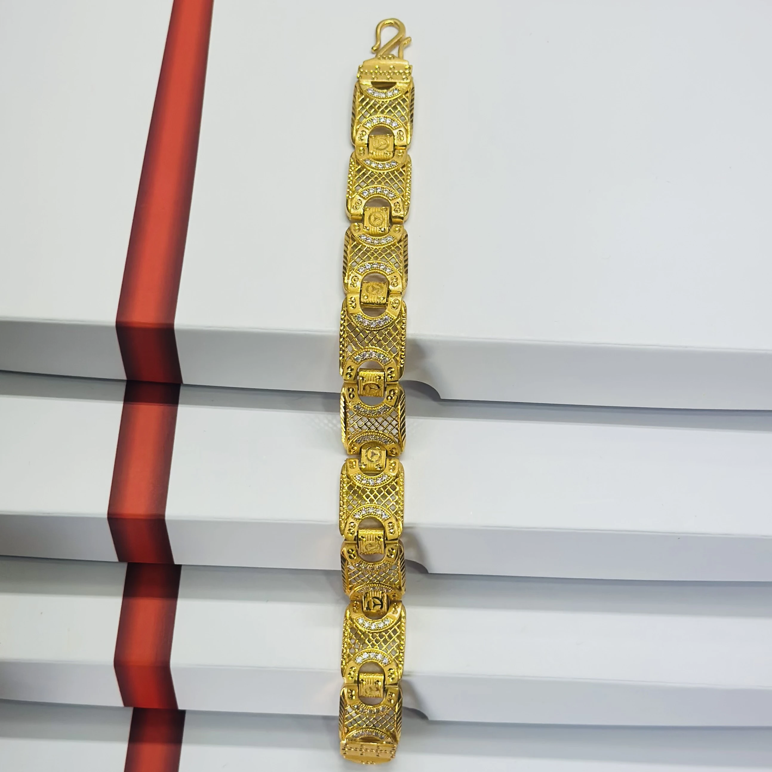 Gold plated Breslet for men’s